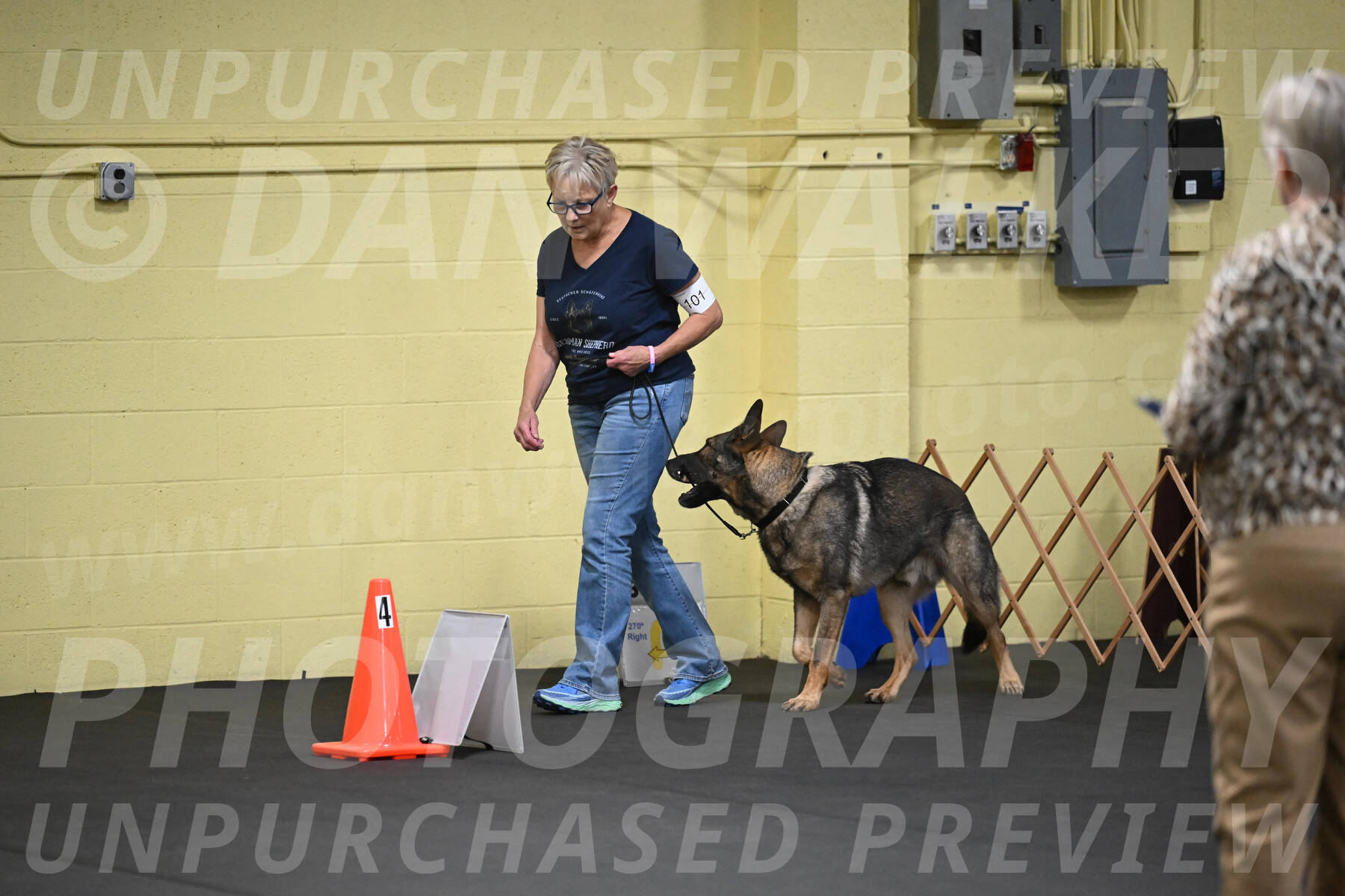 SAT101_0005