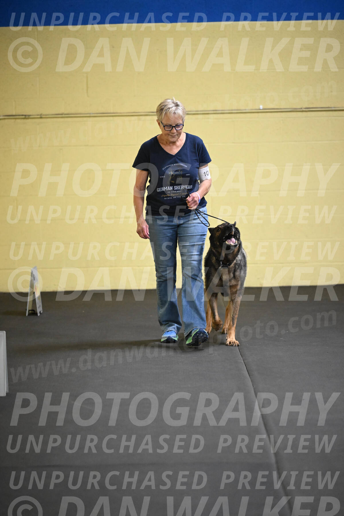 SAT101_0064