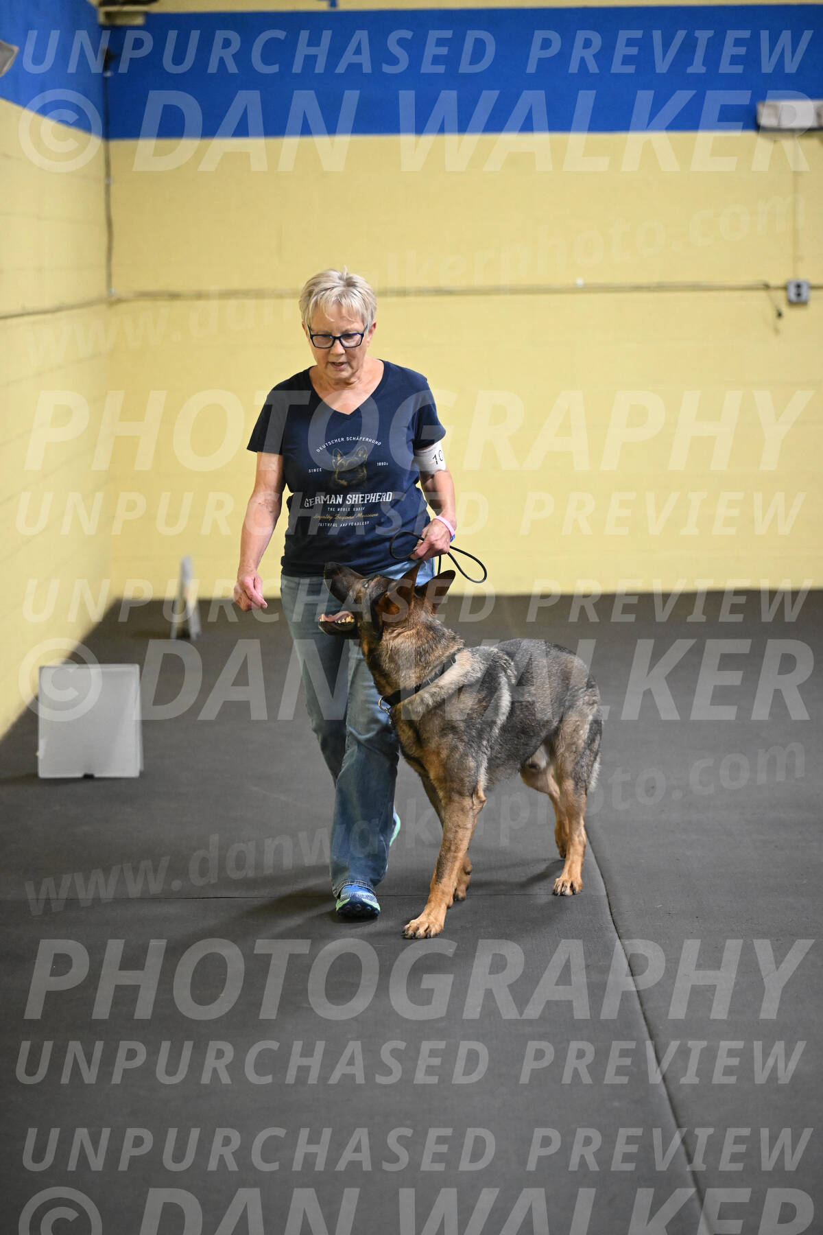SAT101_0093