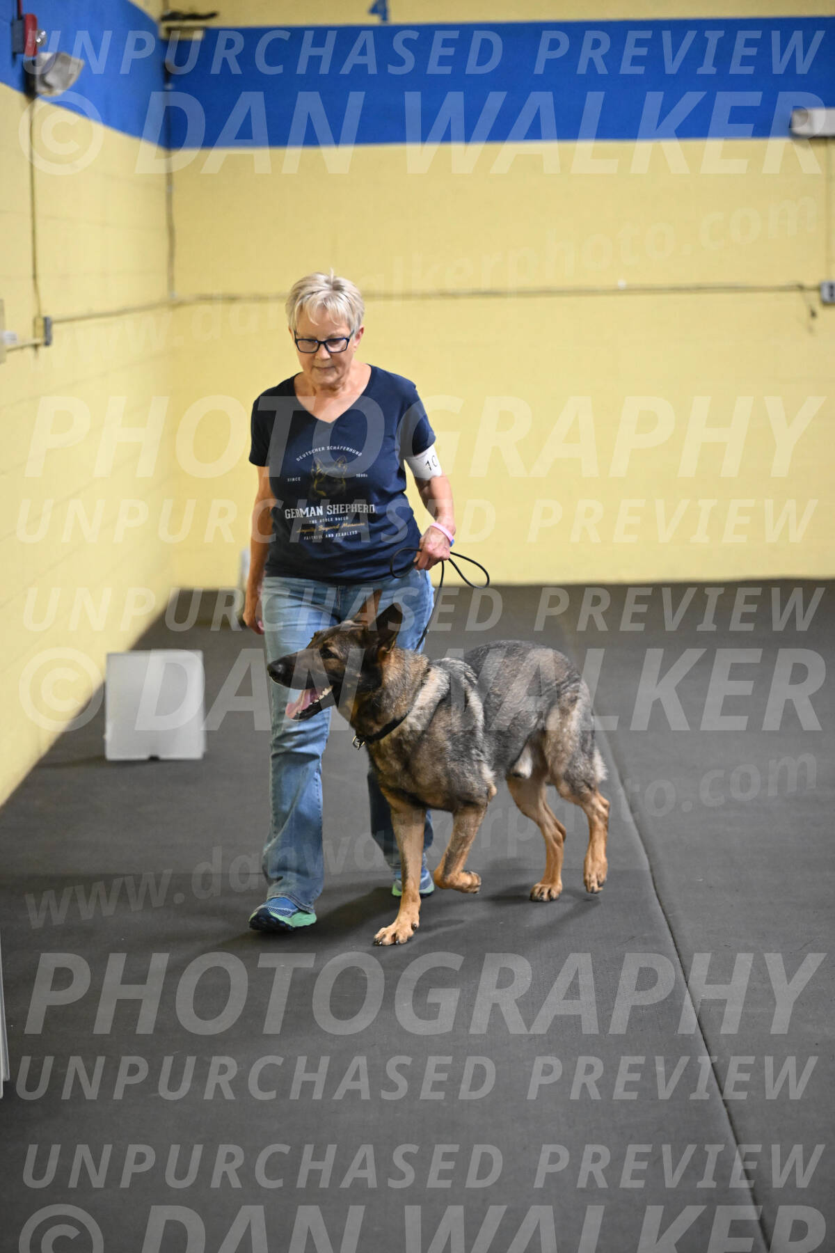 SAT101_0097