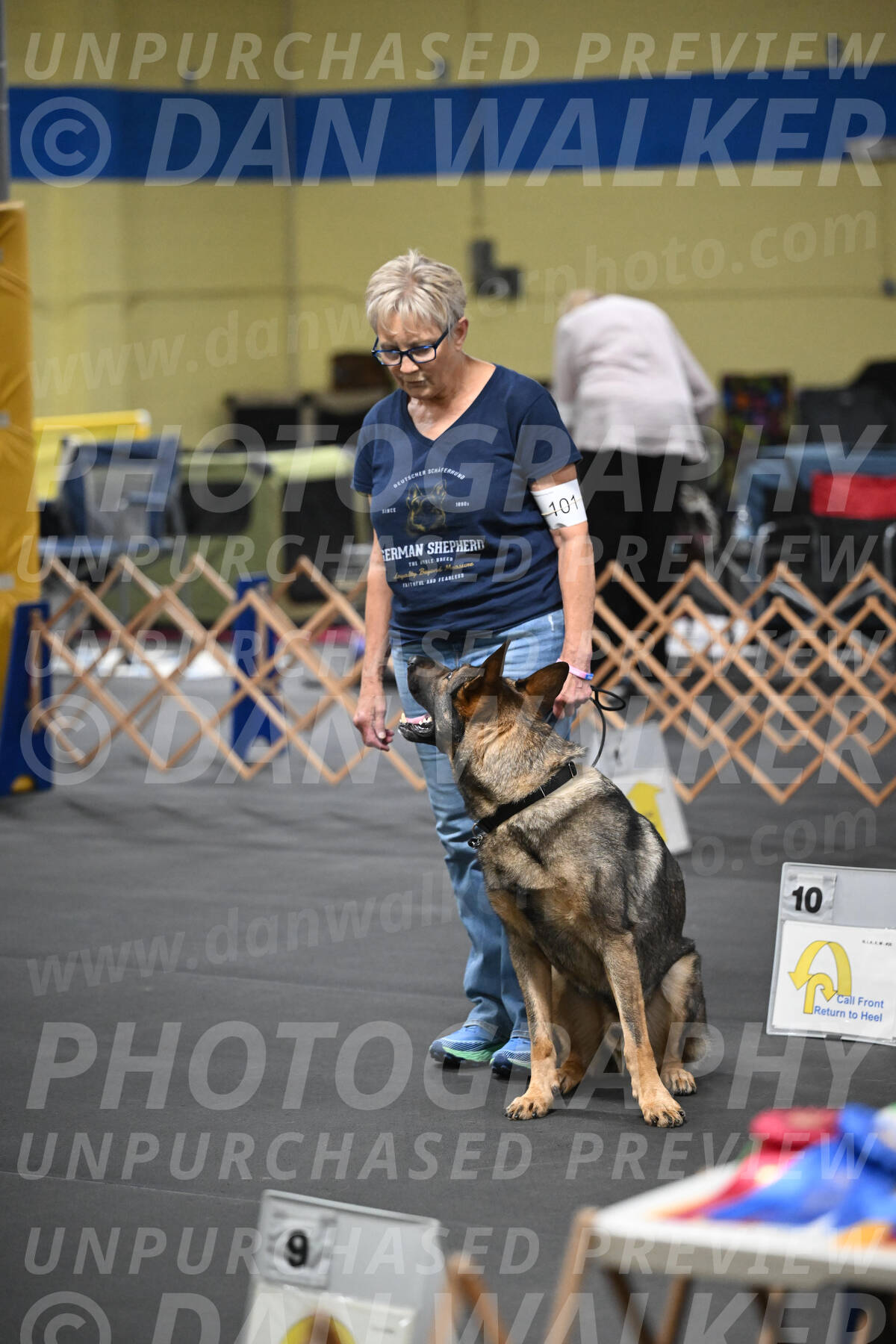 SAT101_0132