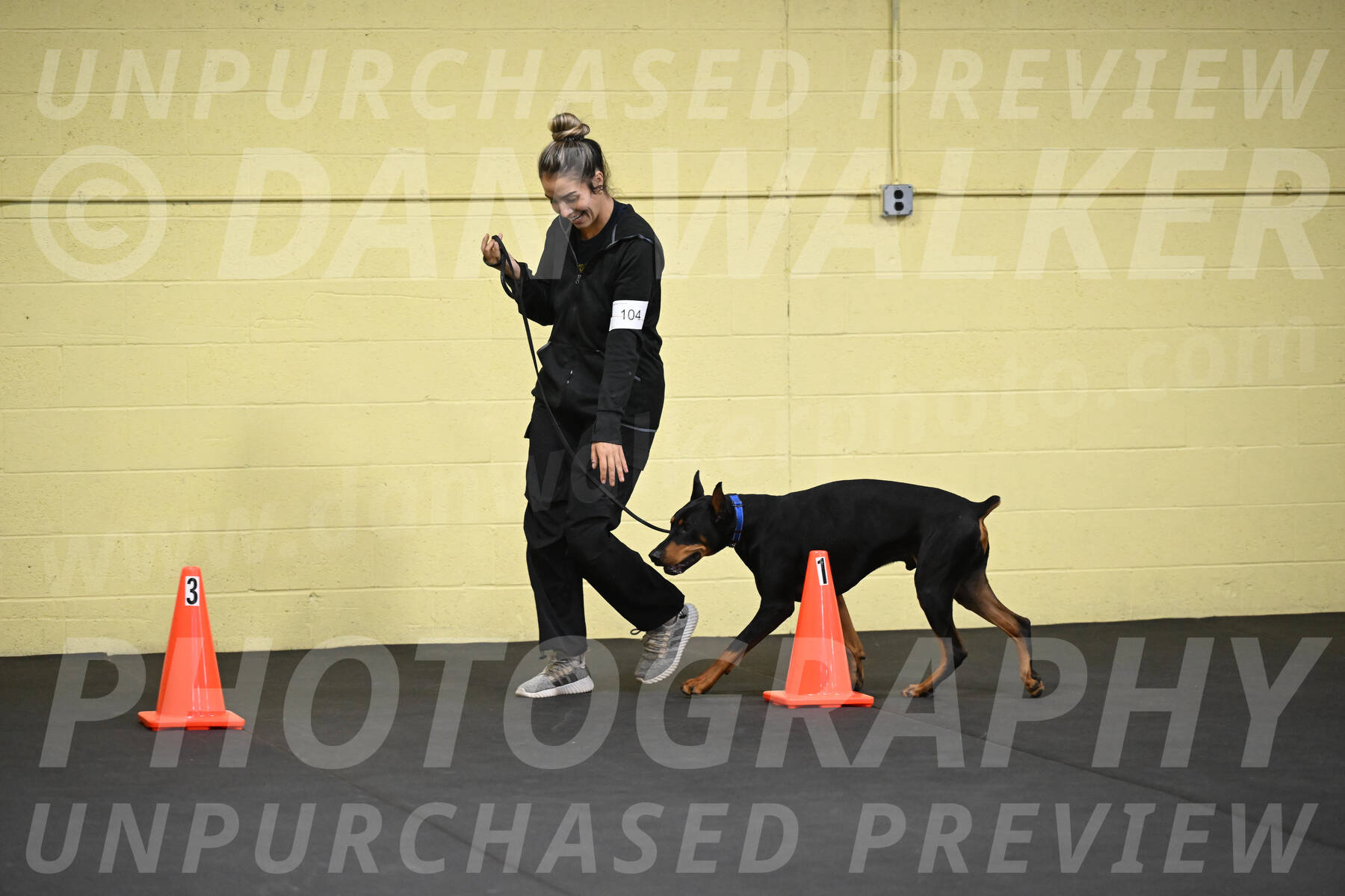 SAT104_0035