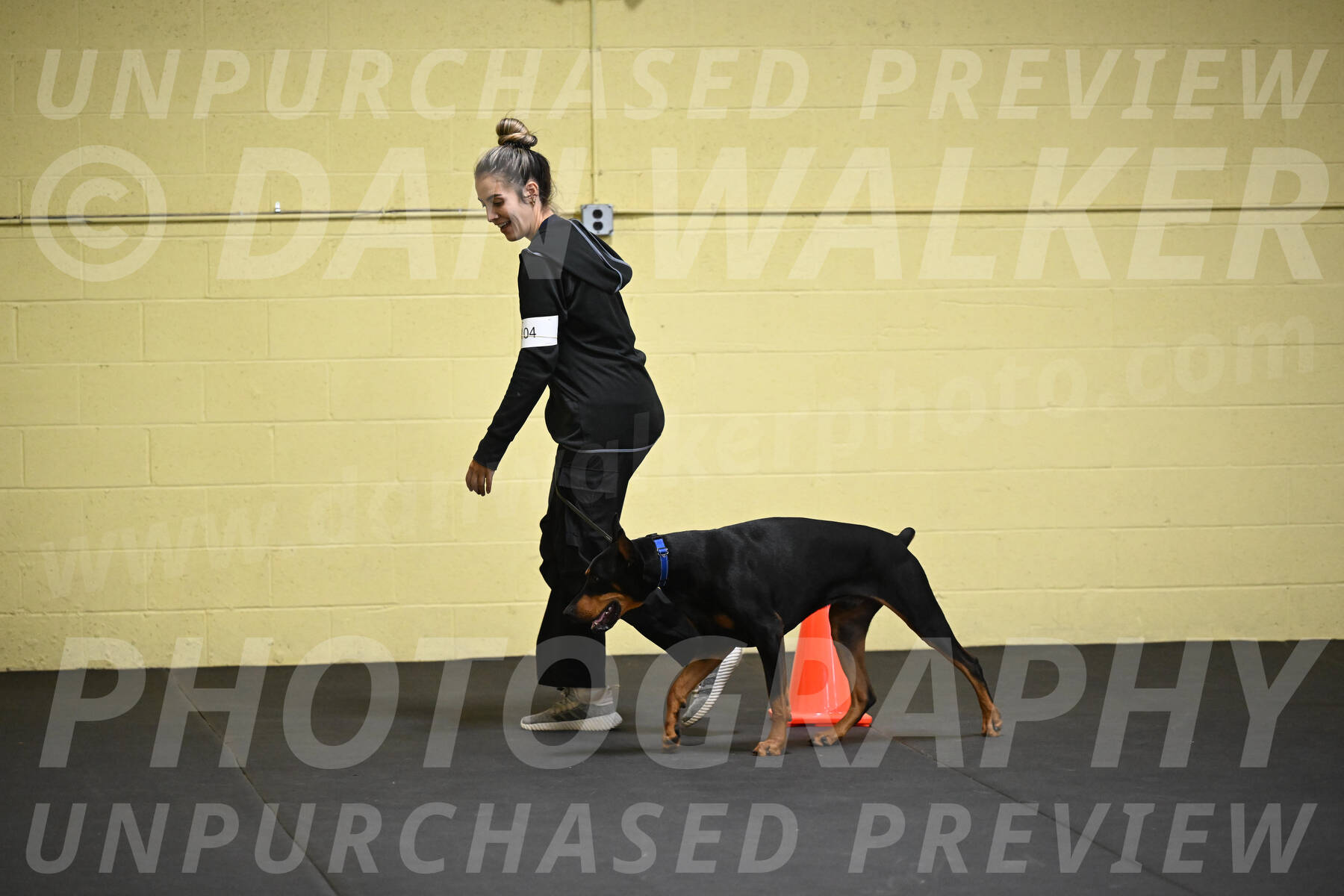 SAT104_0048