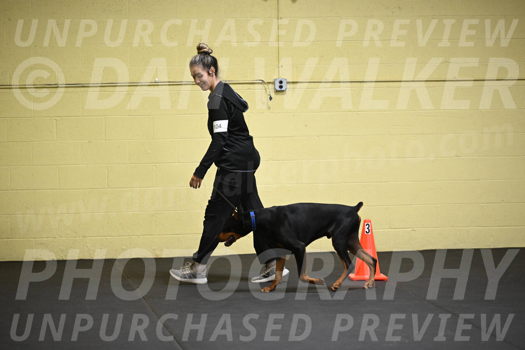 SAT104_0050