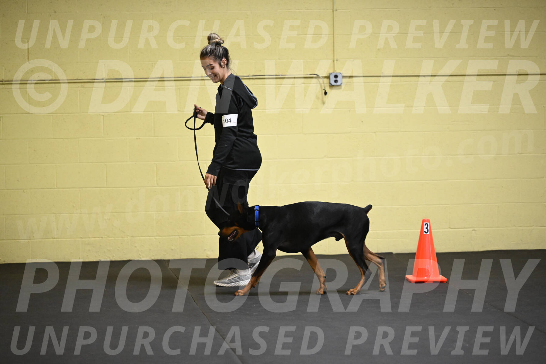 SAT104_0052