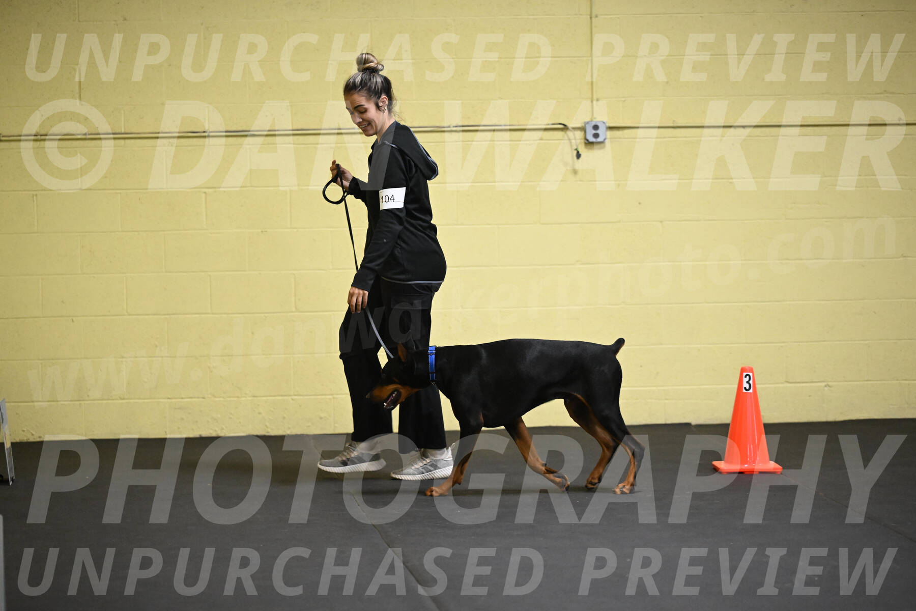 SAT104_0053