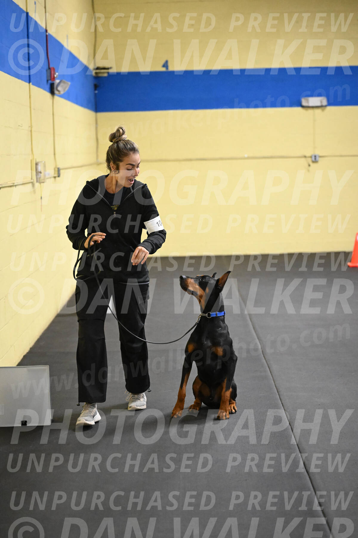 SAT104_0119