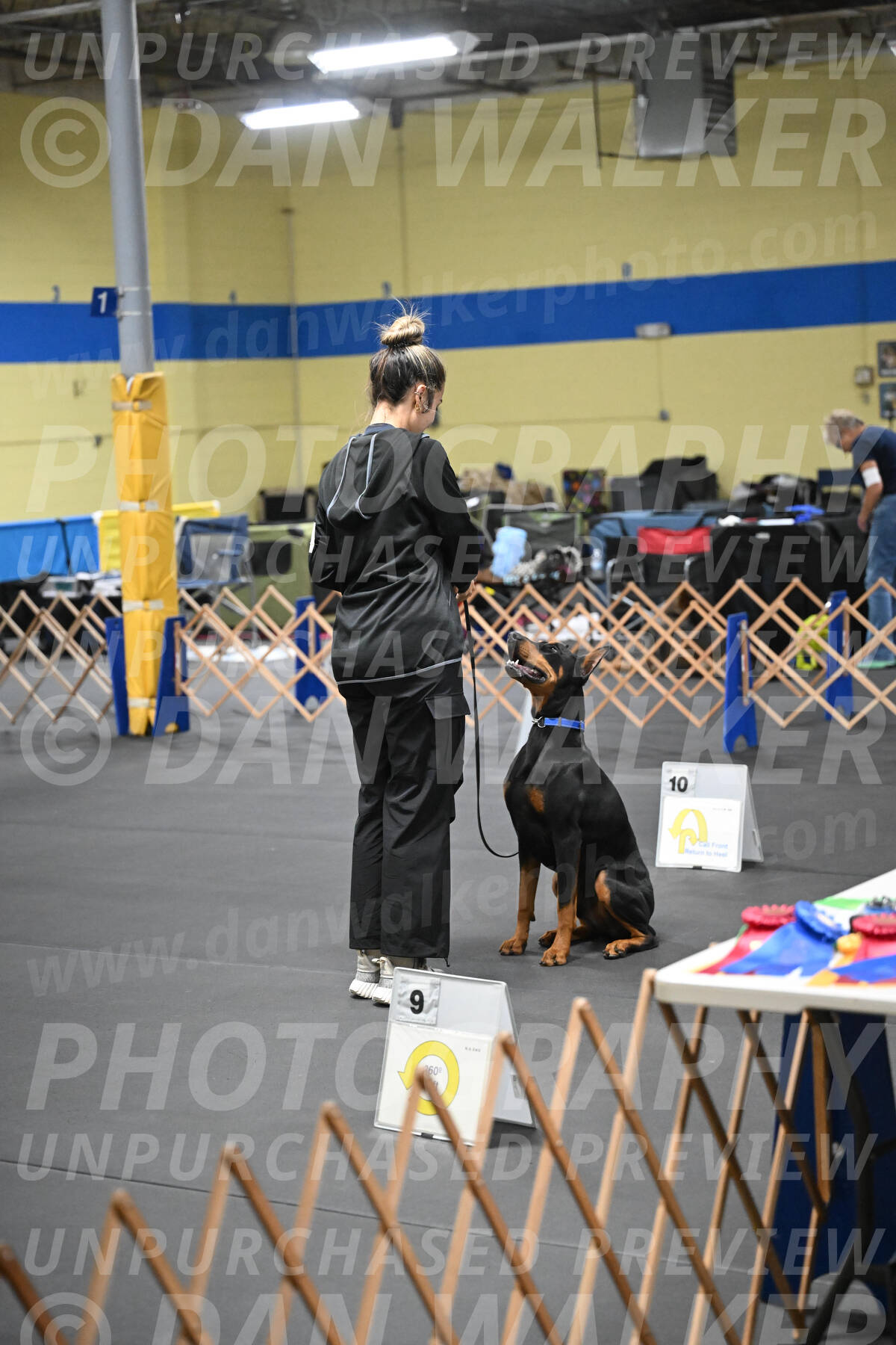 SAT104_0125