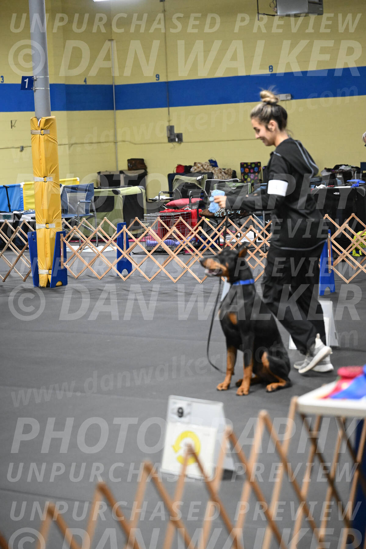 SAT104_0131