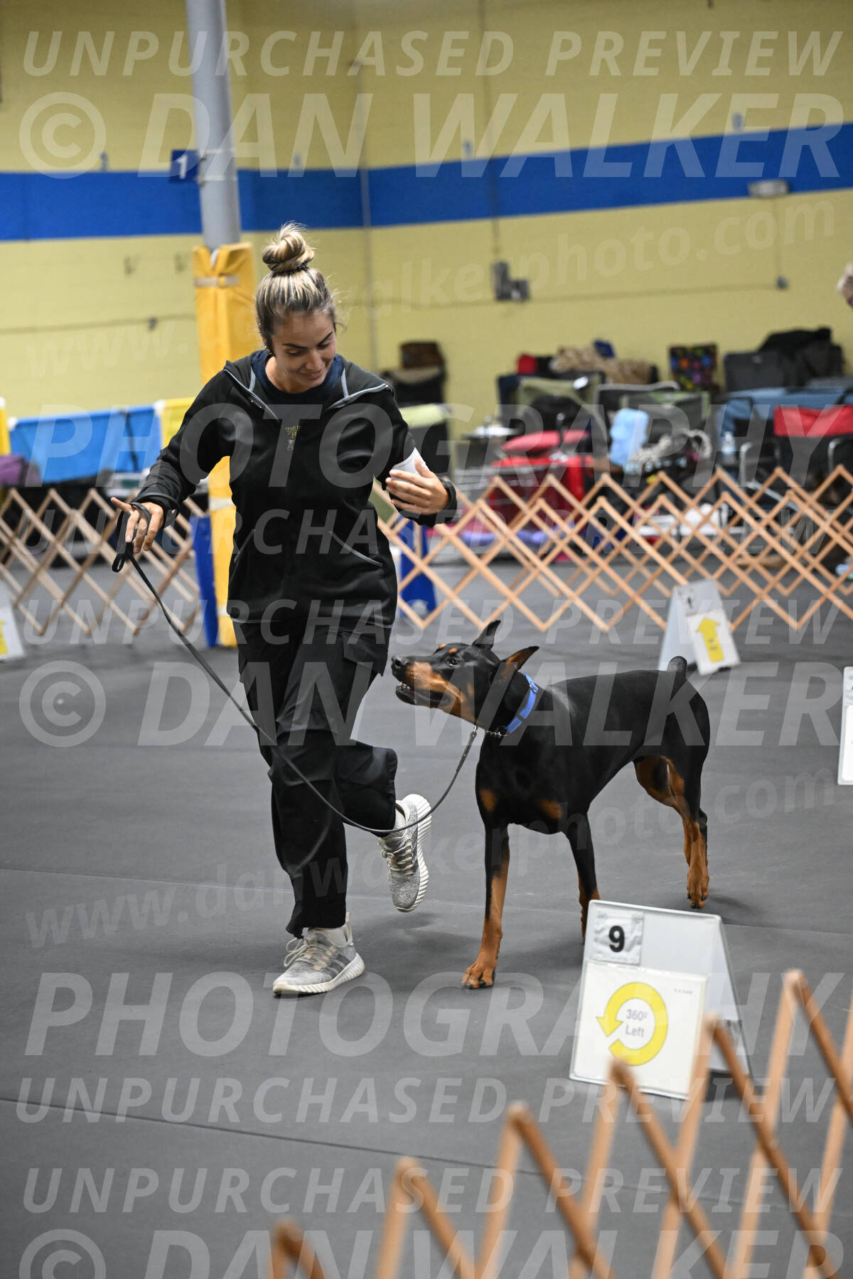 SAT104_0134