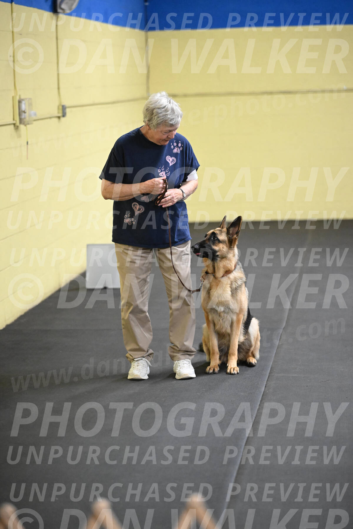 SAT201_0054