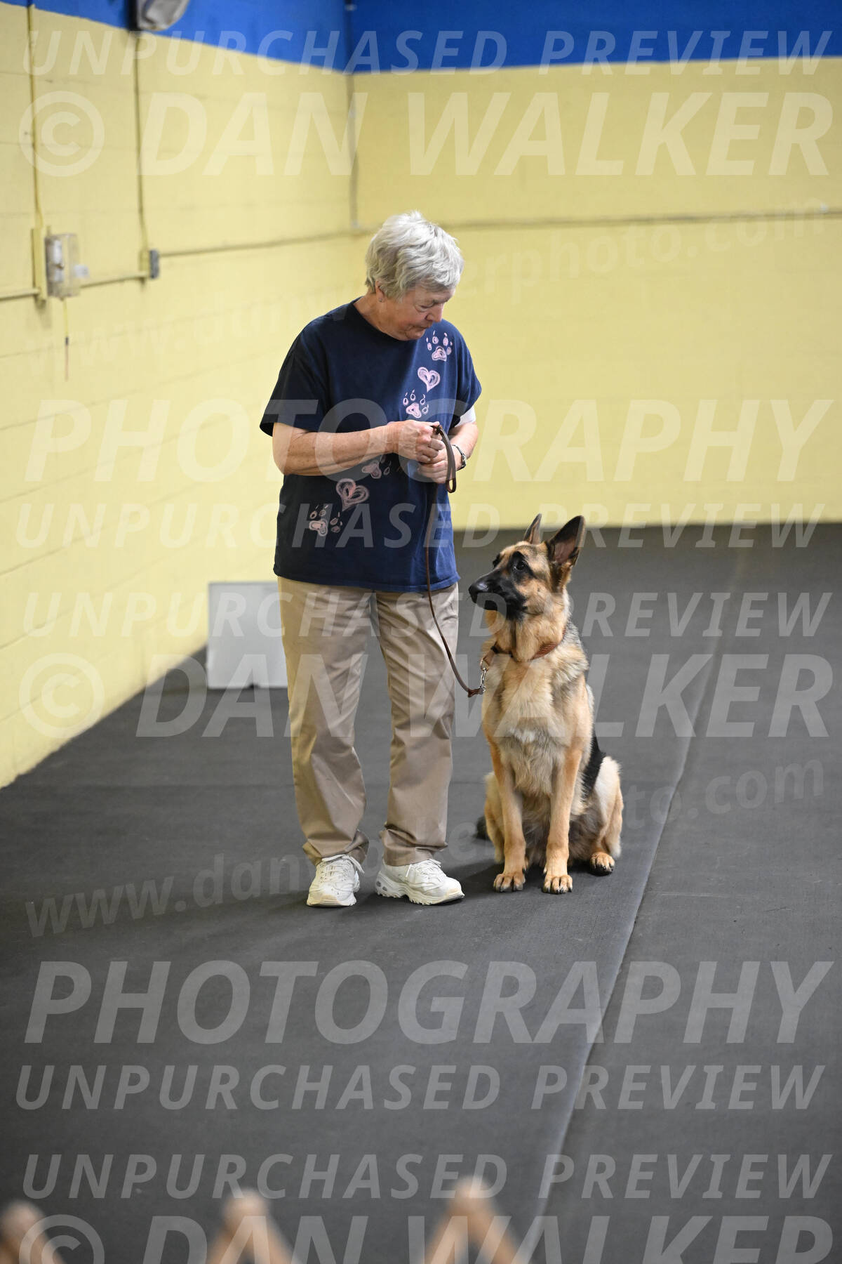 SAT201_0056