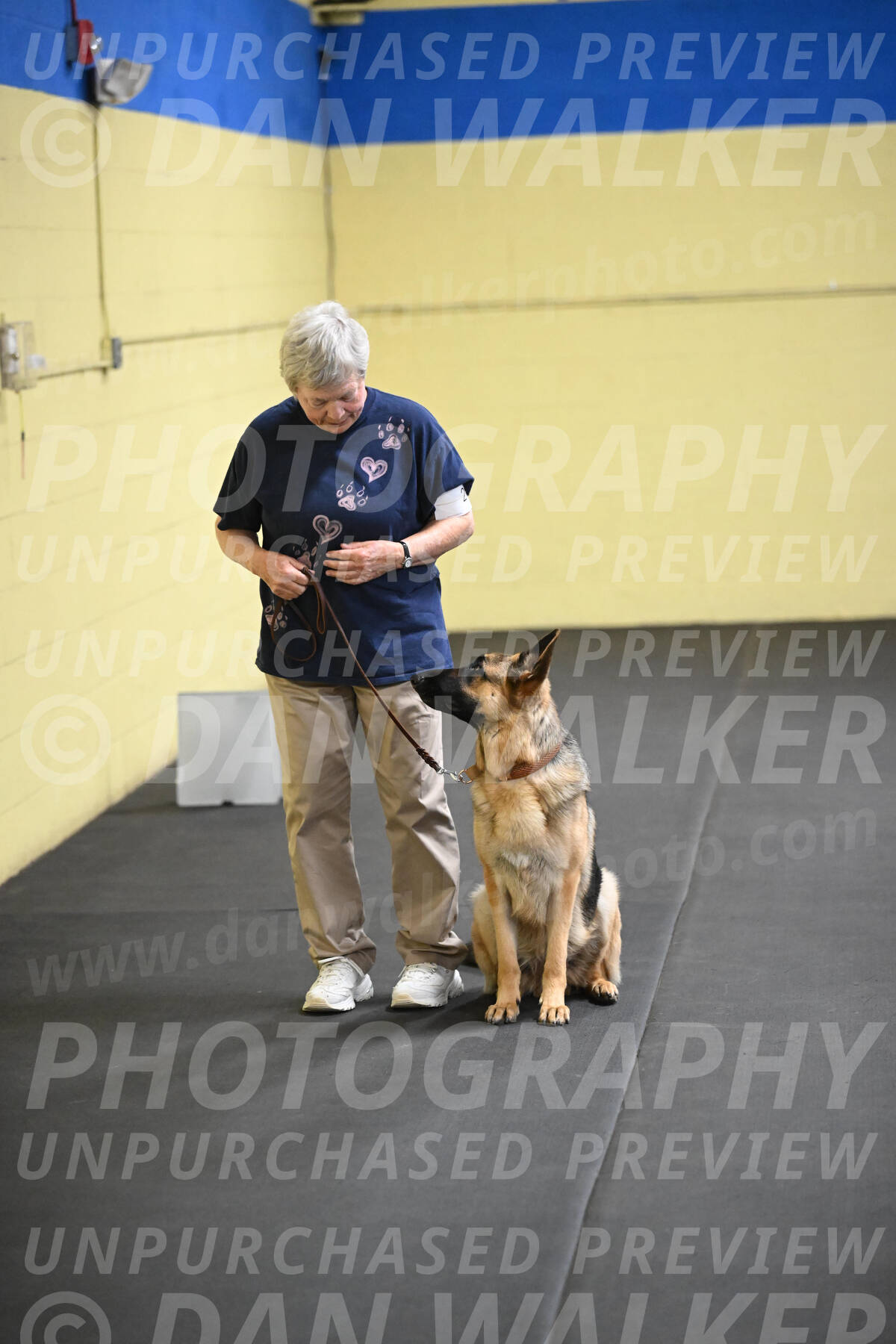 SAT201_0068