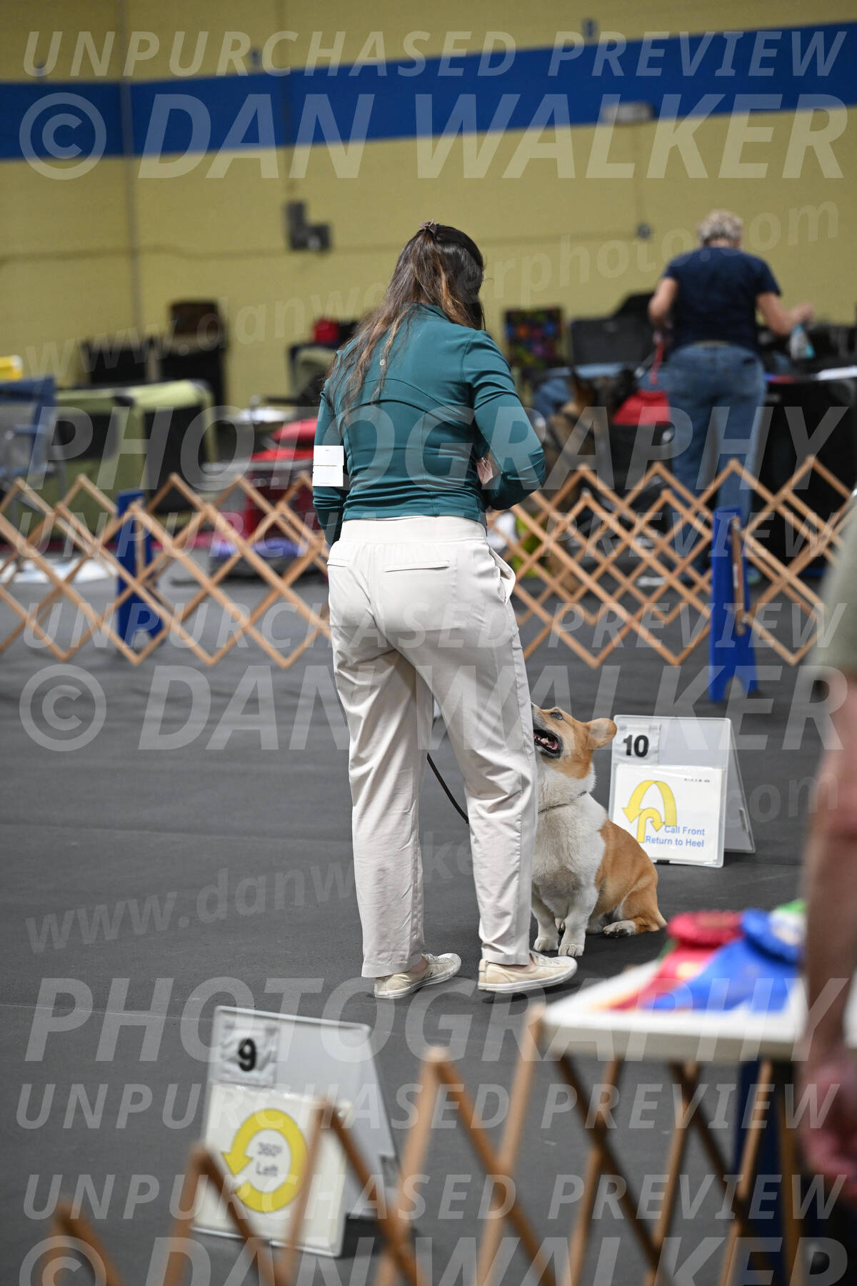 SAT202_0089