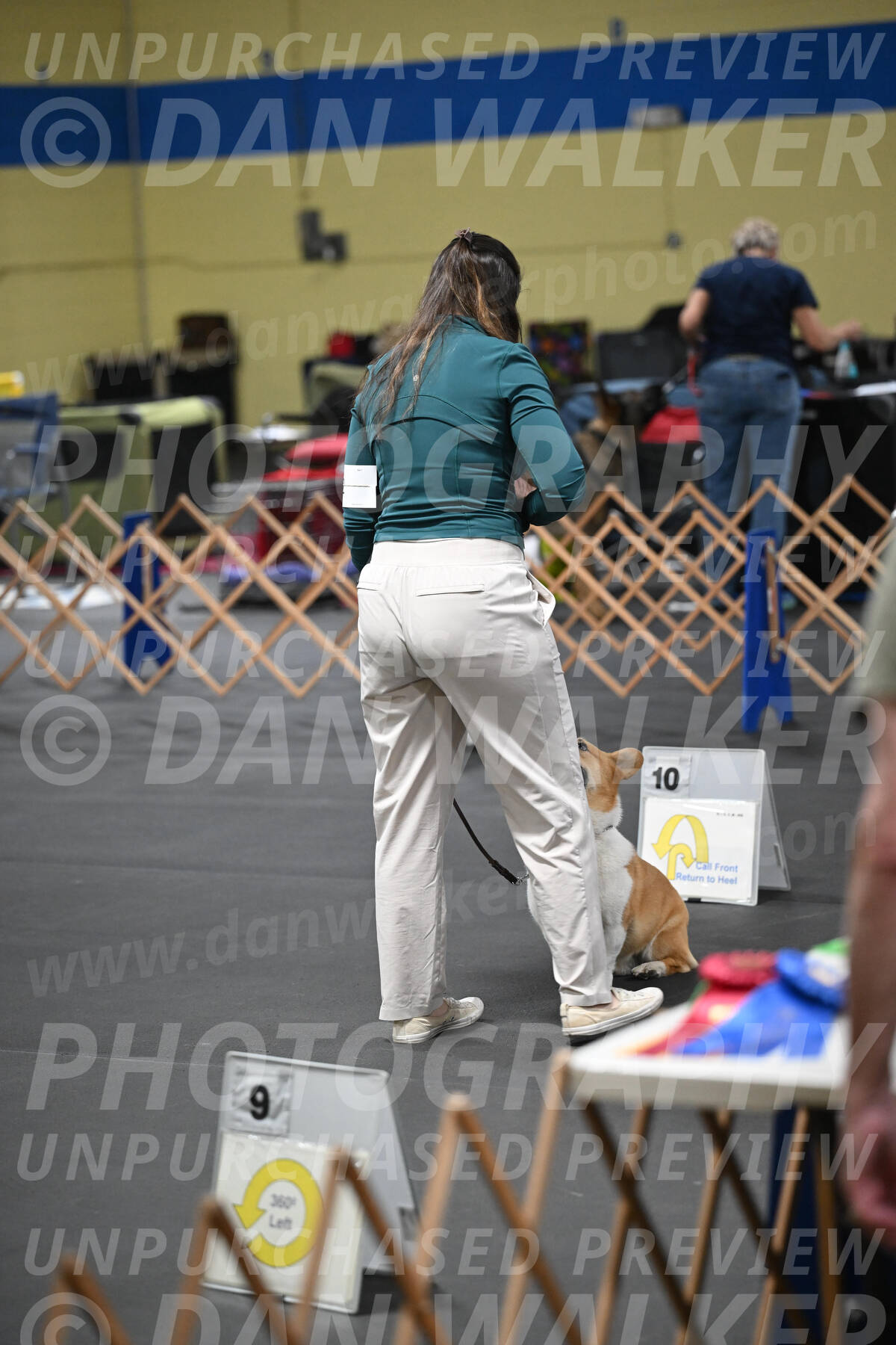 SAT202_0090
