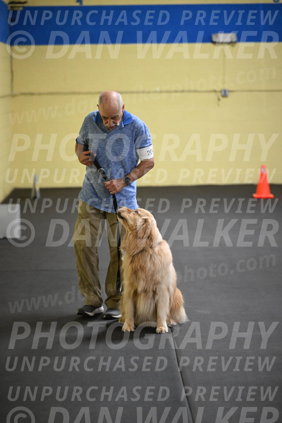 SAT204_0096
