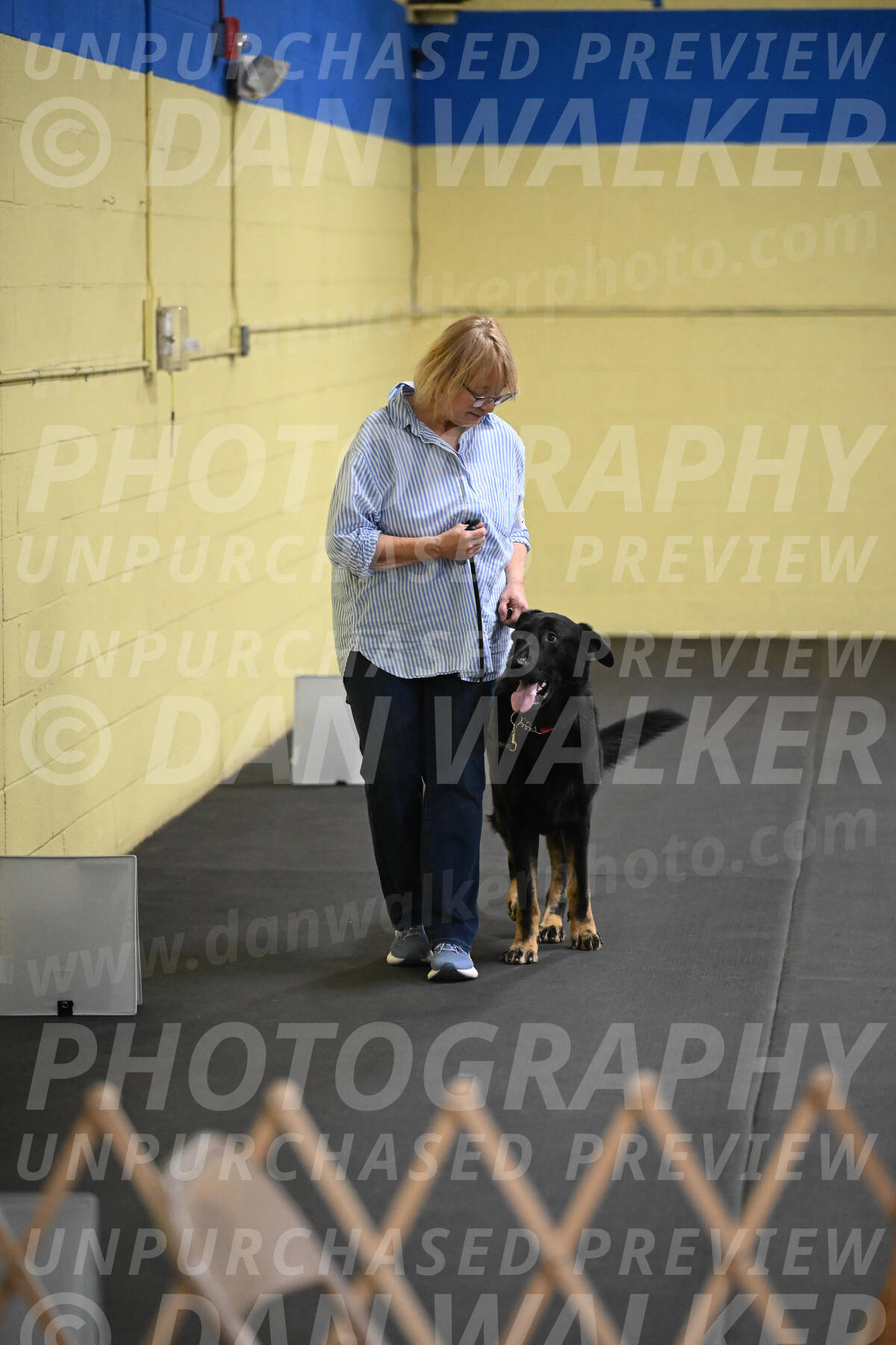 SAT303_0089