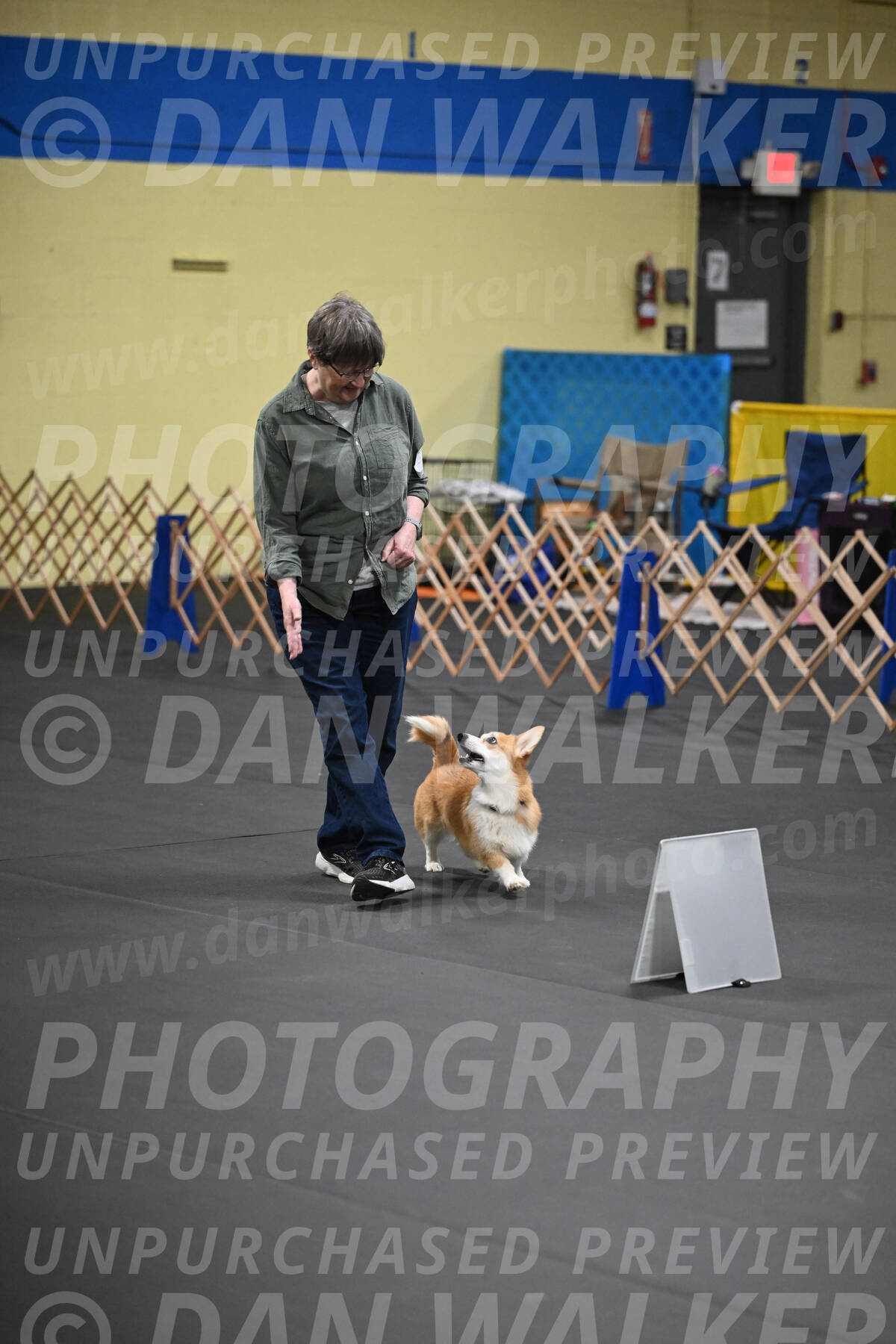 SAT401_0064