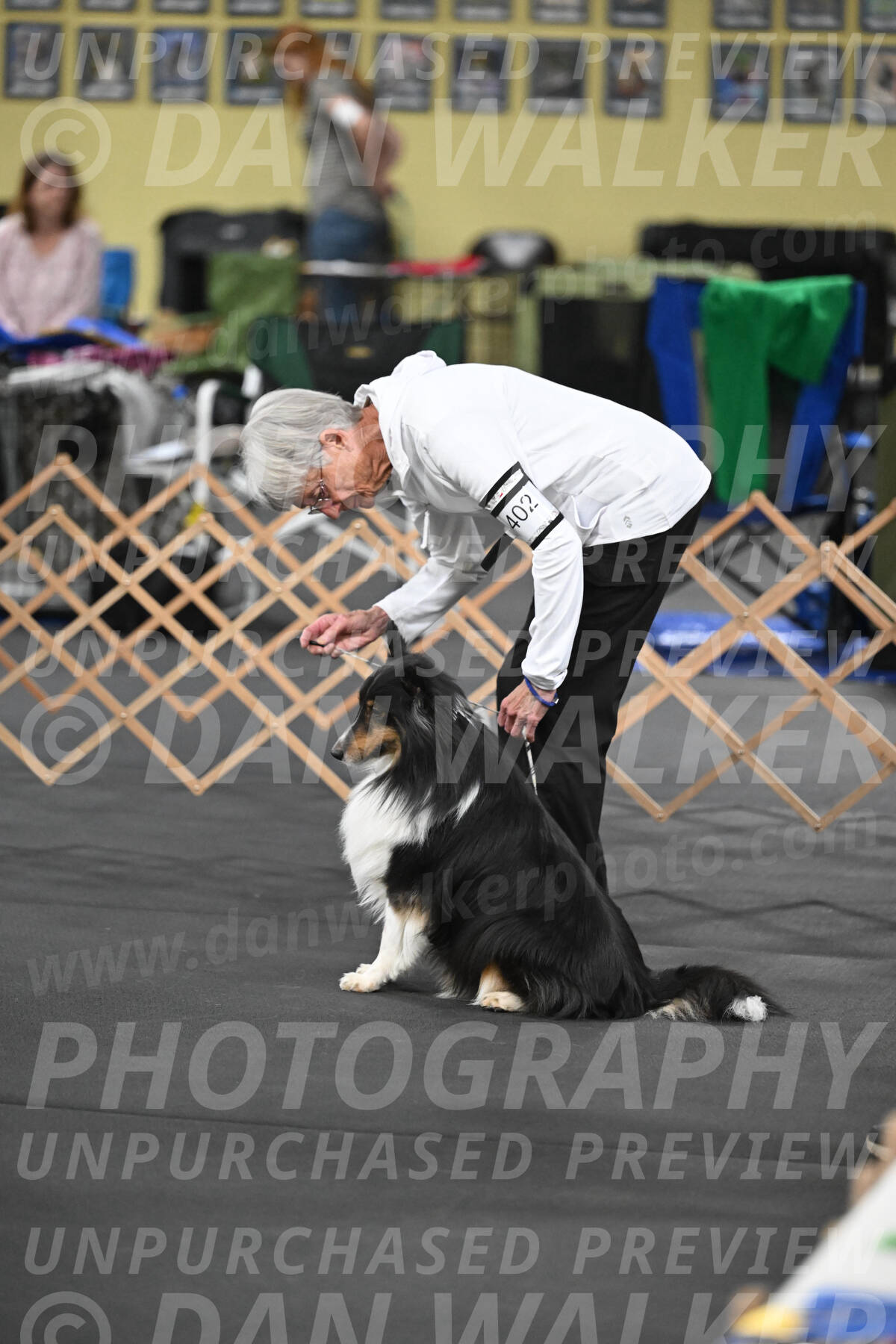 SAT402_0004
