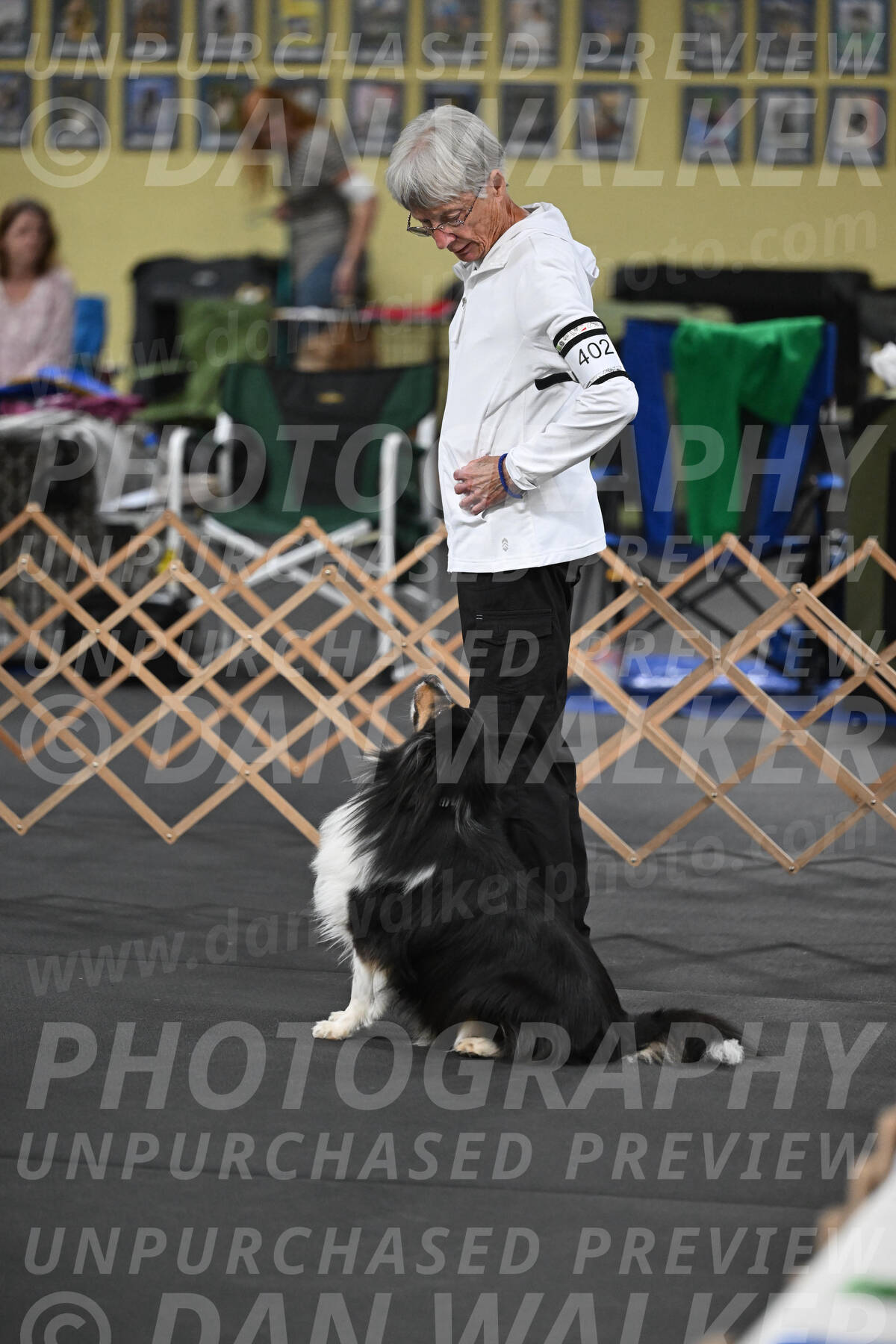 SAT402_0009
