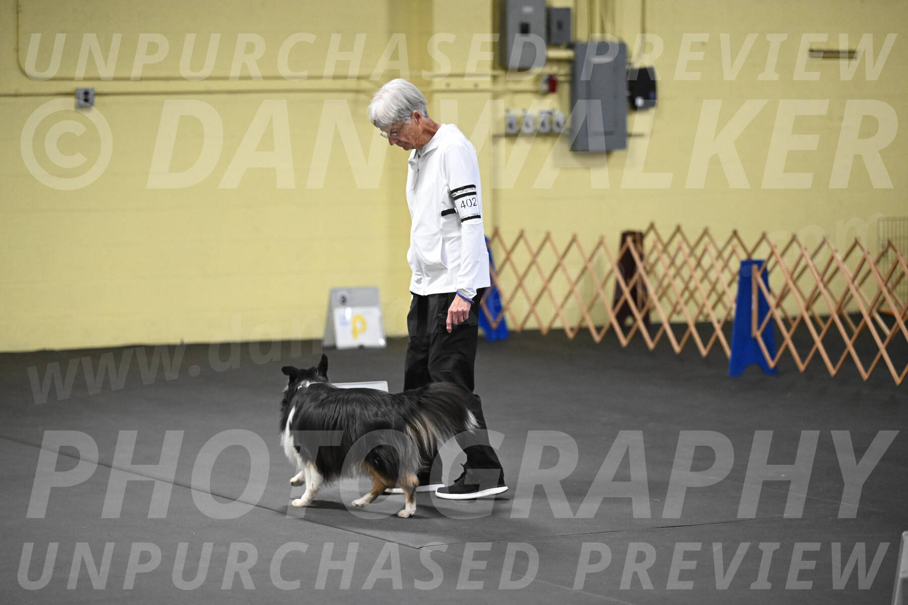 SAT402_0067