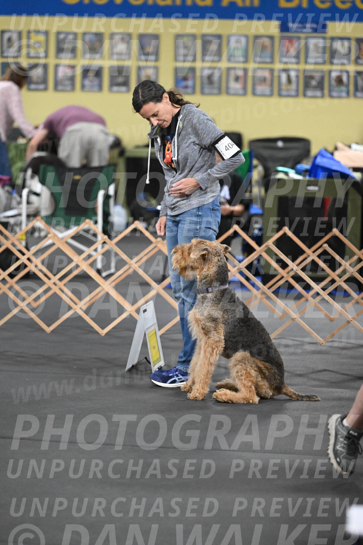 SAT404_0005
