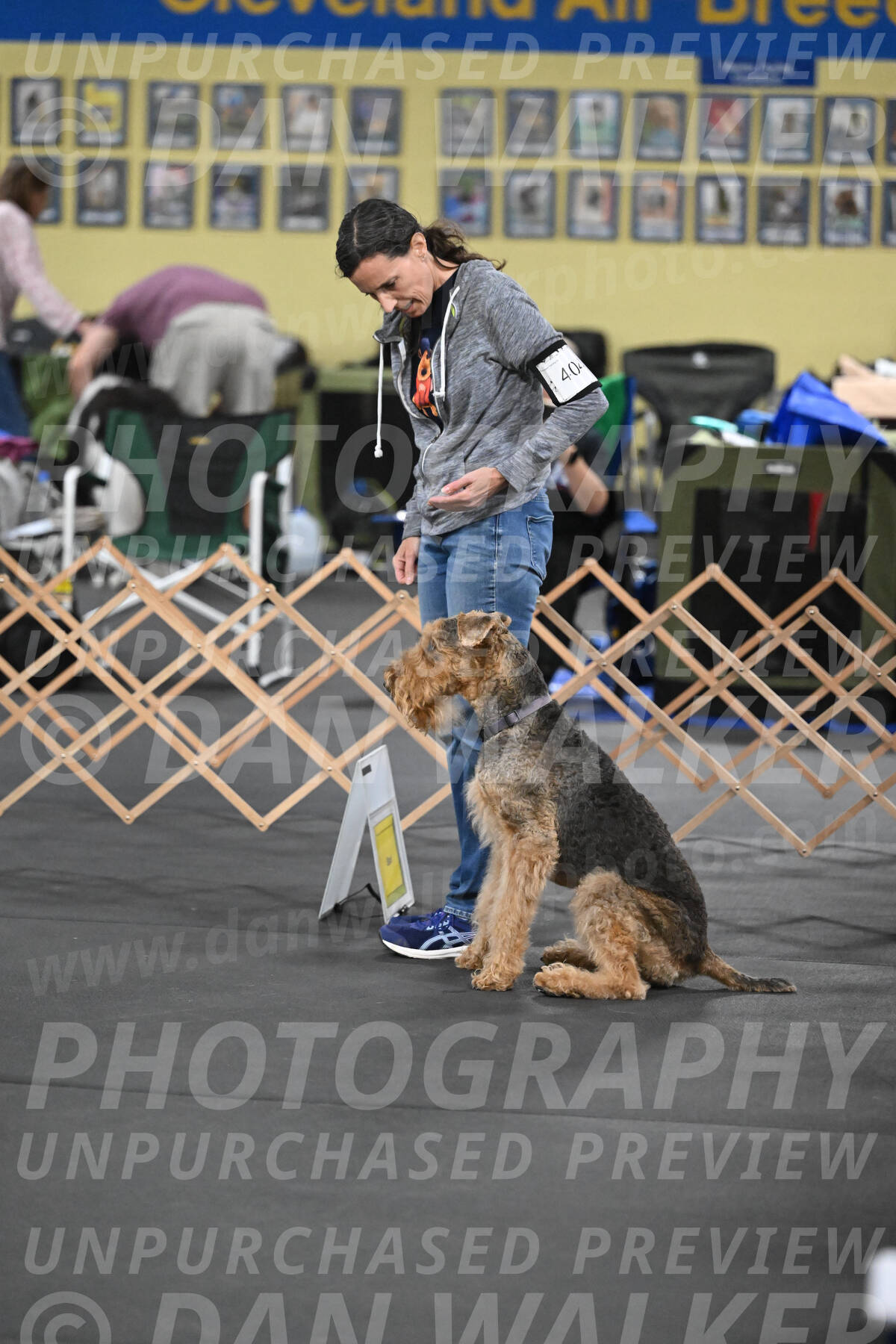SAT404_0008