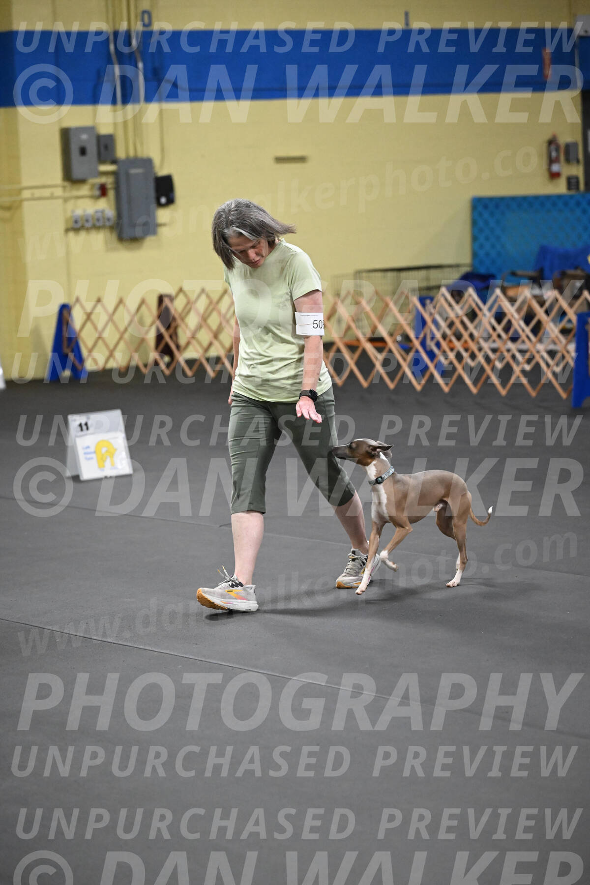 SAT507_0143