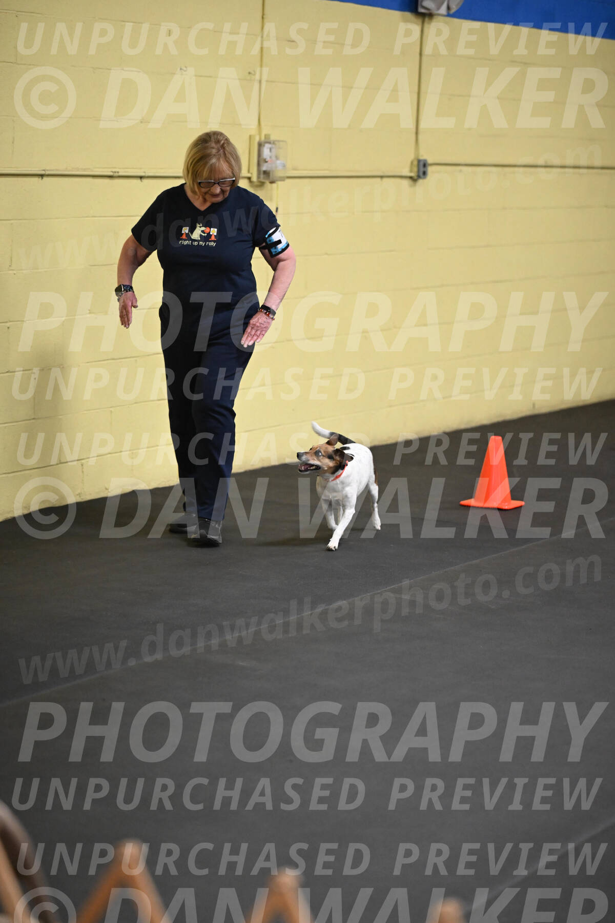 SAT701_0026