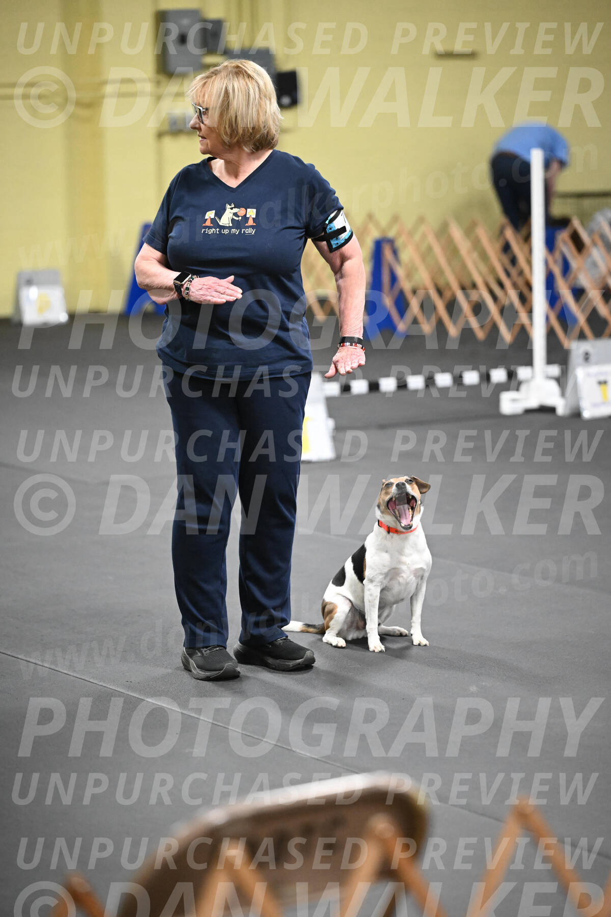 SAT701_0065