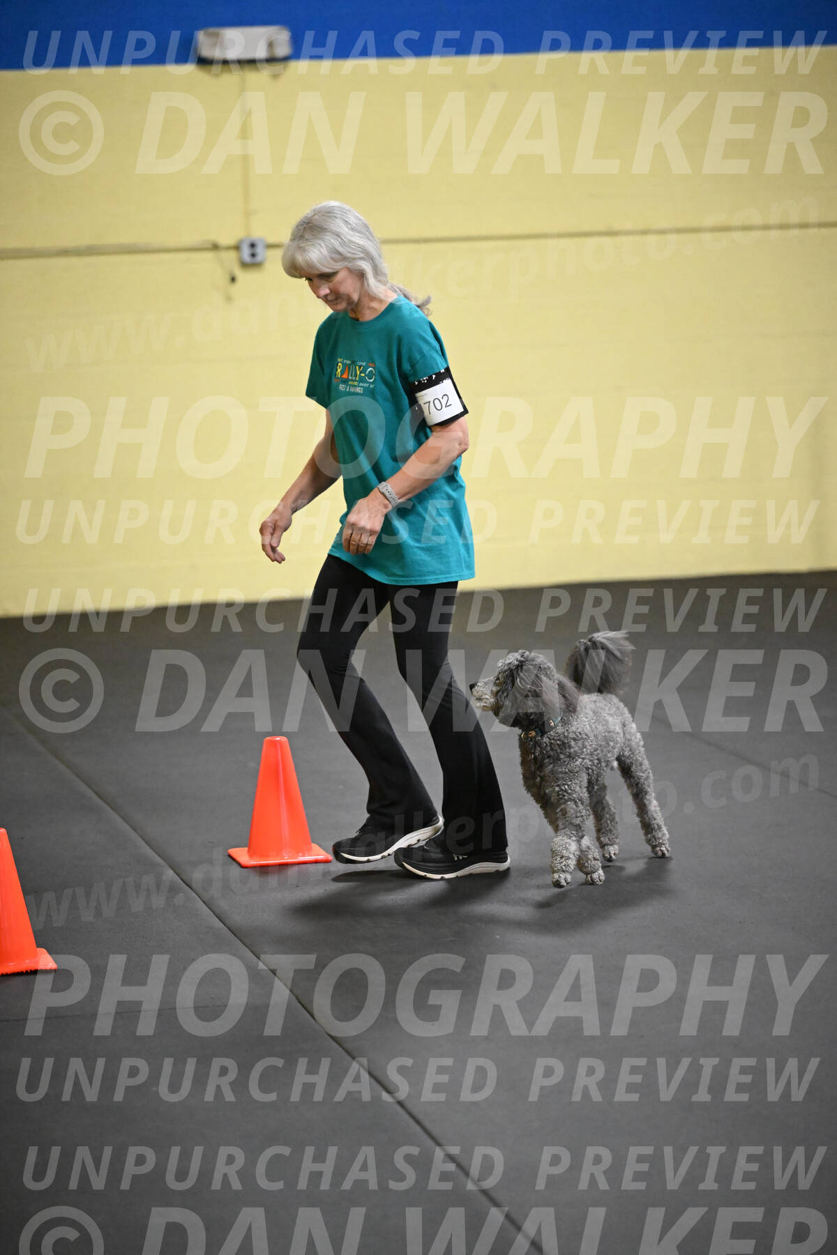 SAT702_0048