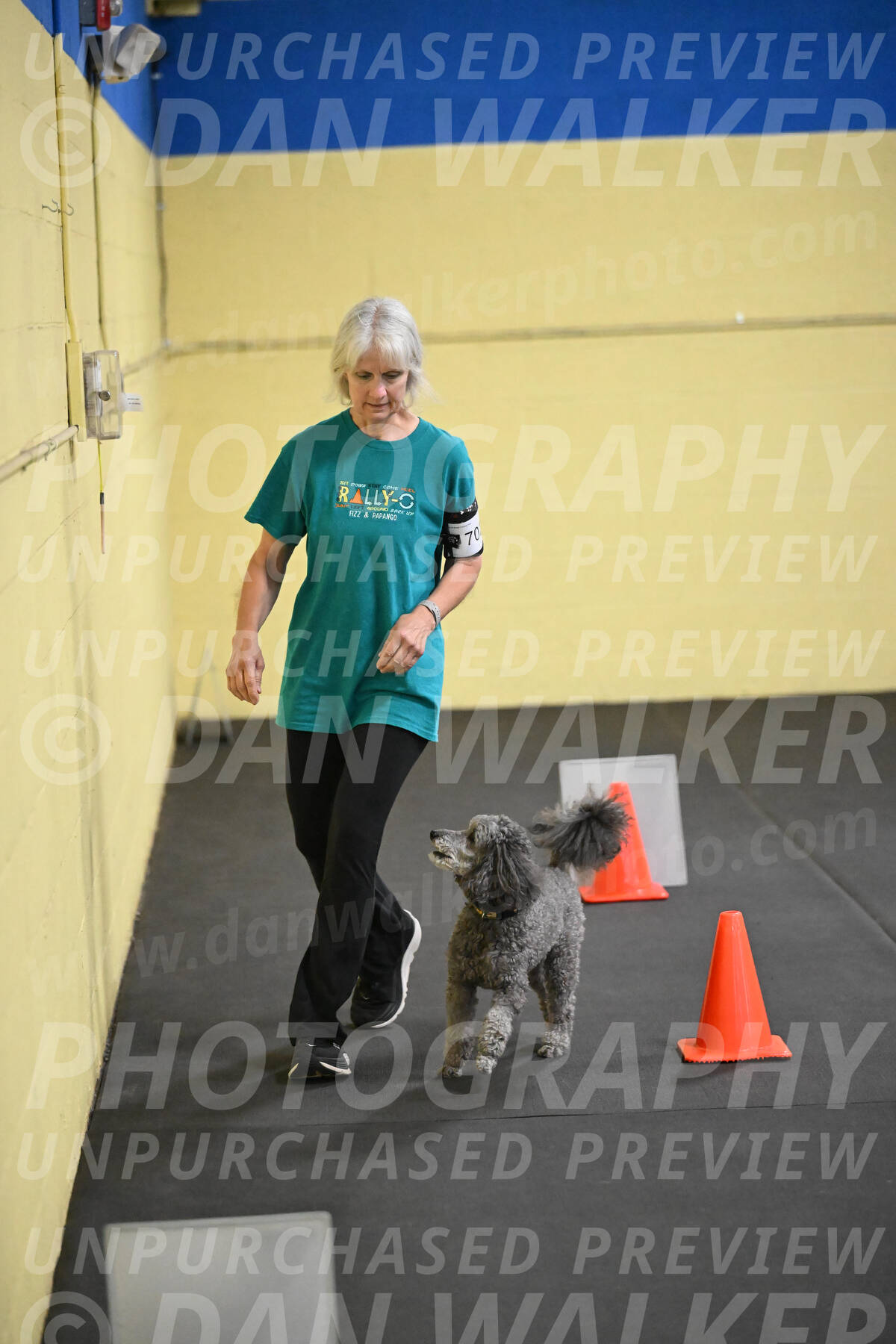 SAT702_0053