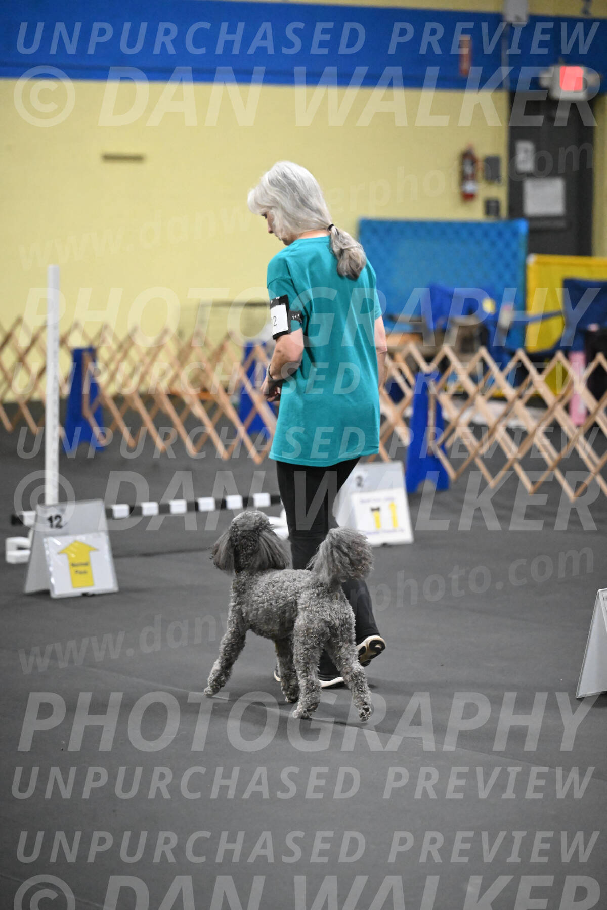 SAT702_0087