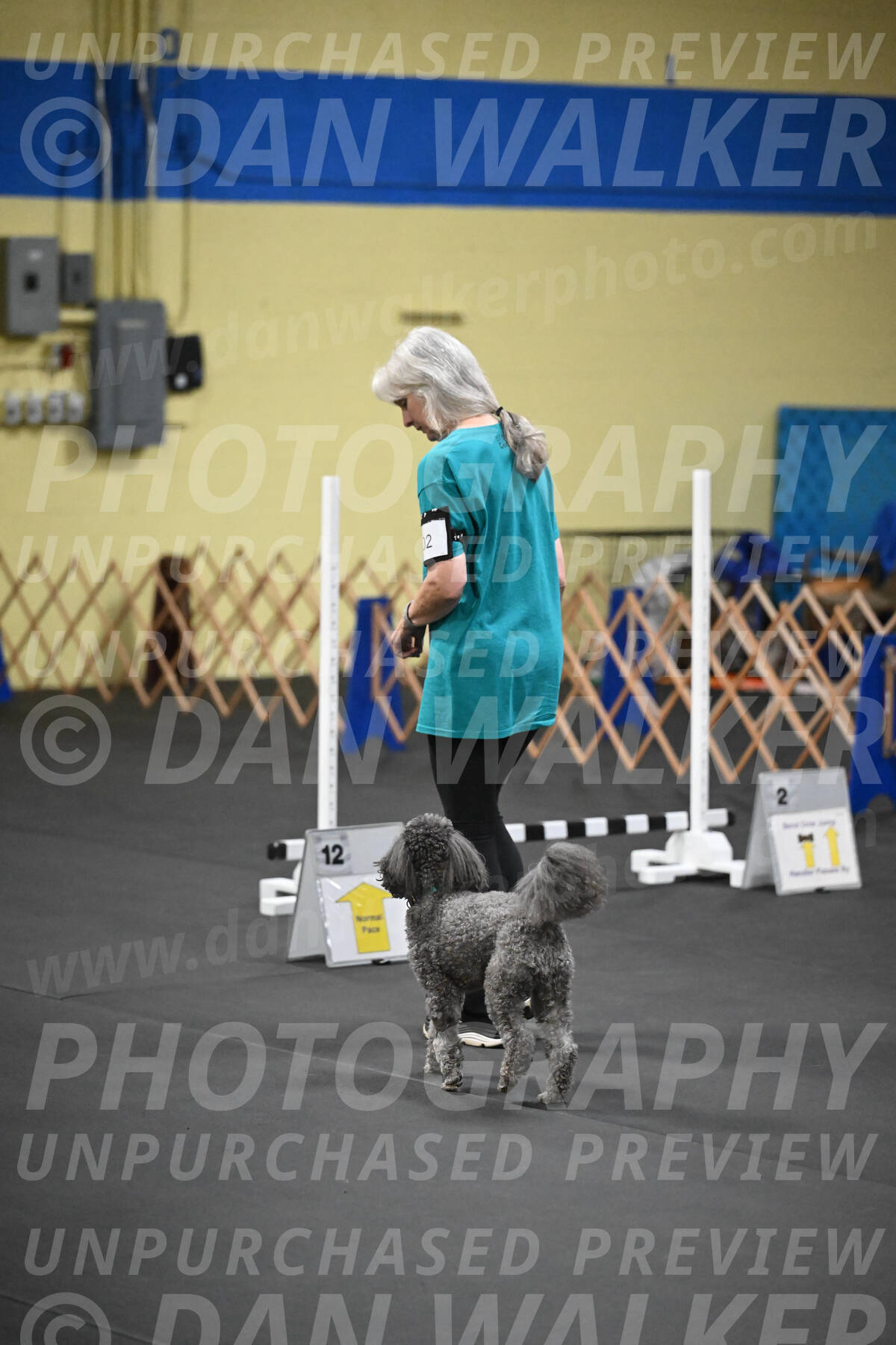 SAT702_0090