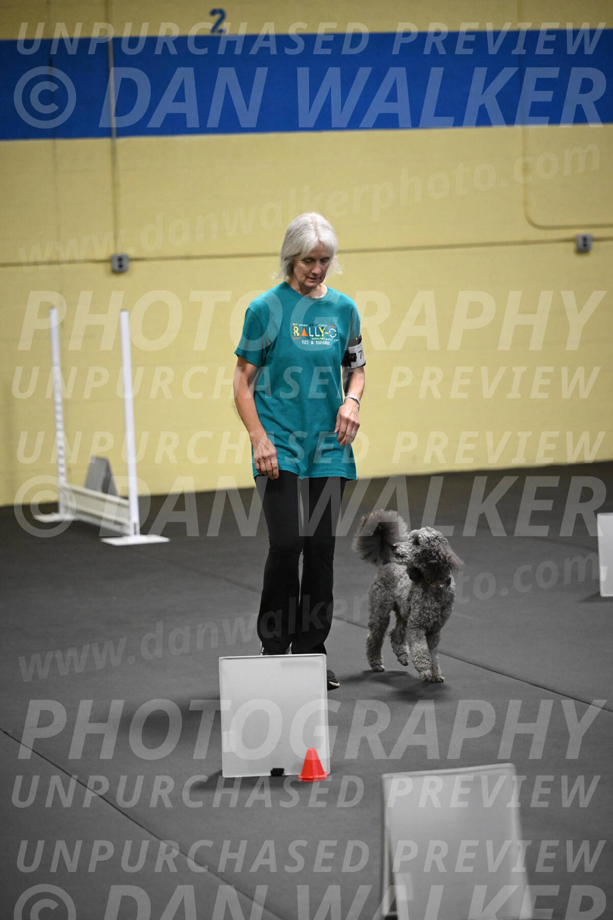 SAT702_0112
