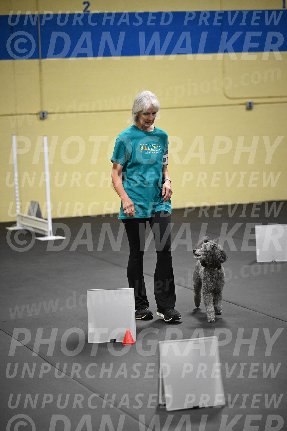 SAT702_0116