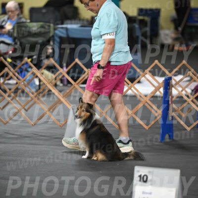 SAT703_0012