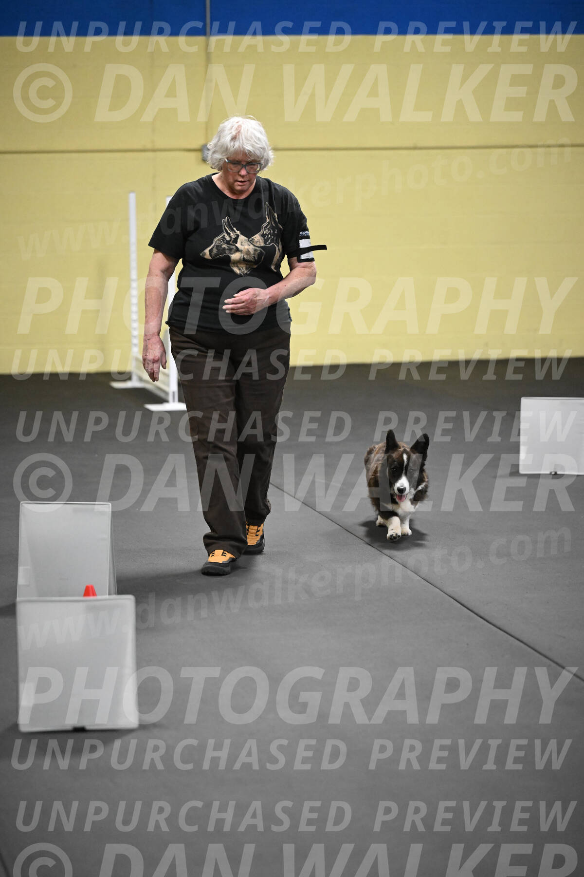 SAT705_0105
