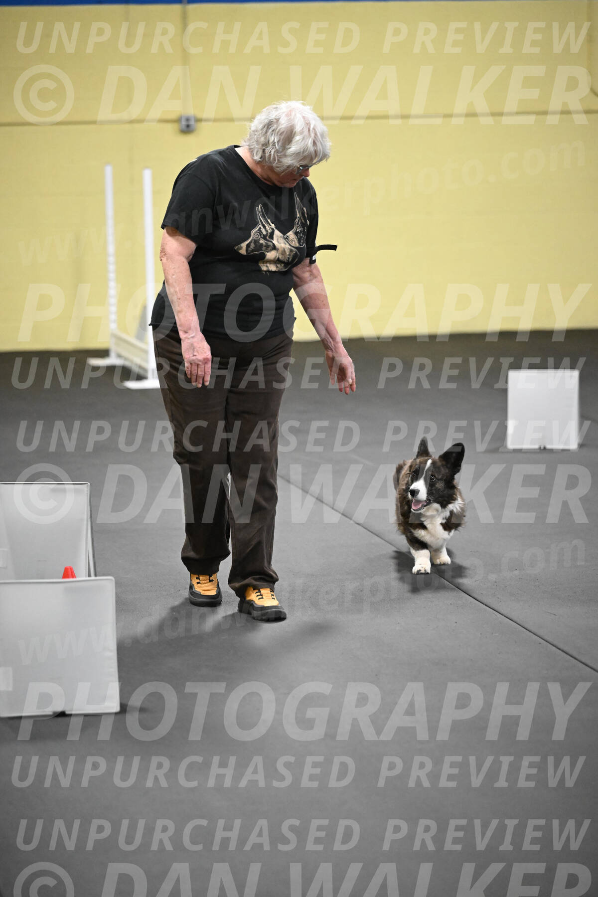 SAT705_0112