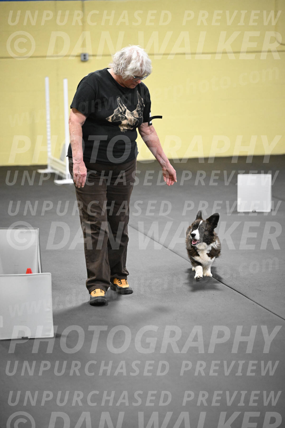SAT705_0114