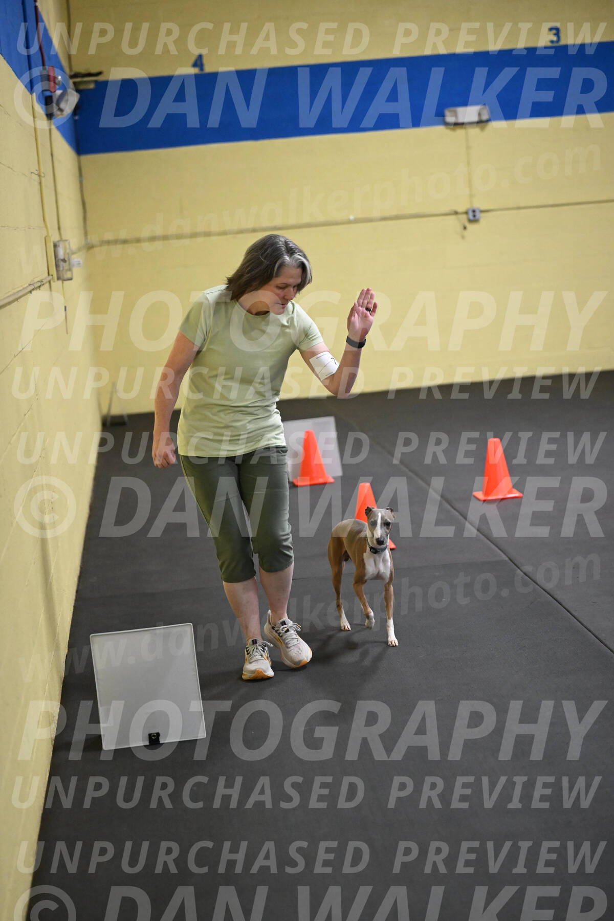 SAT706_0059