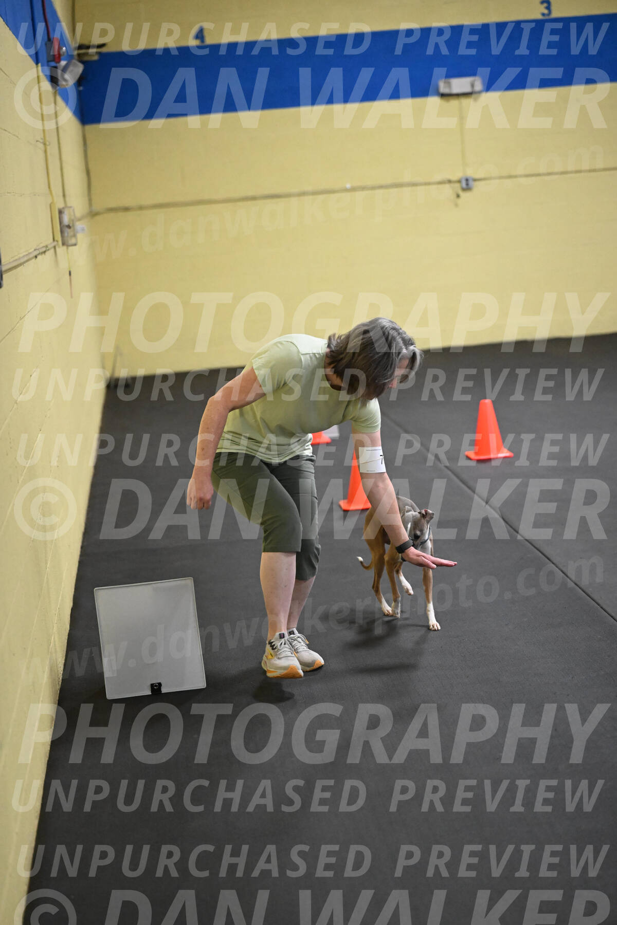 SAT706_0065