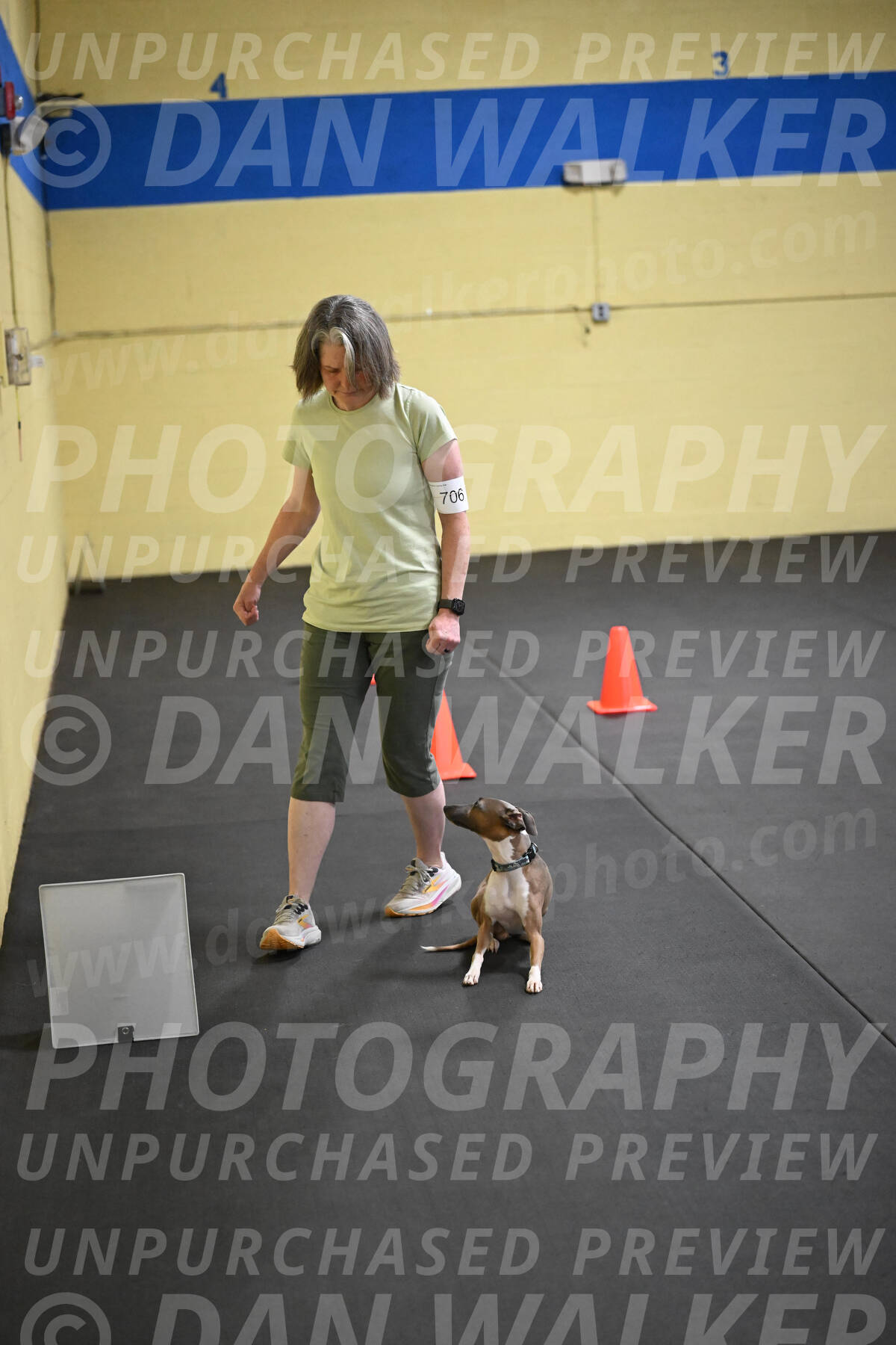 SAT706_0078