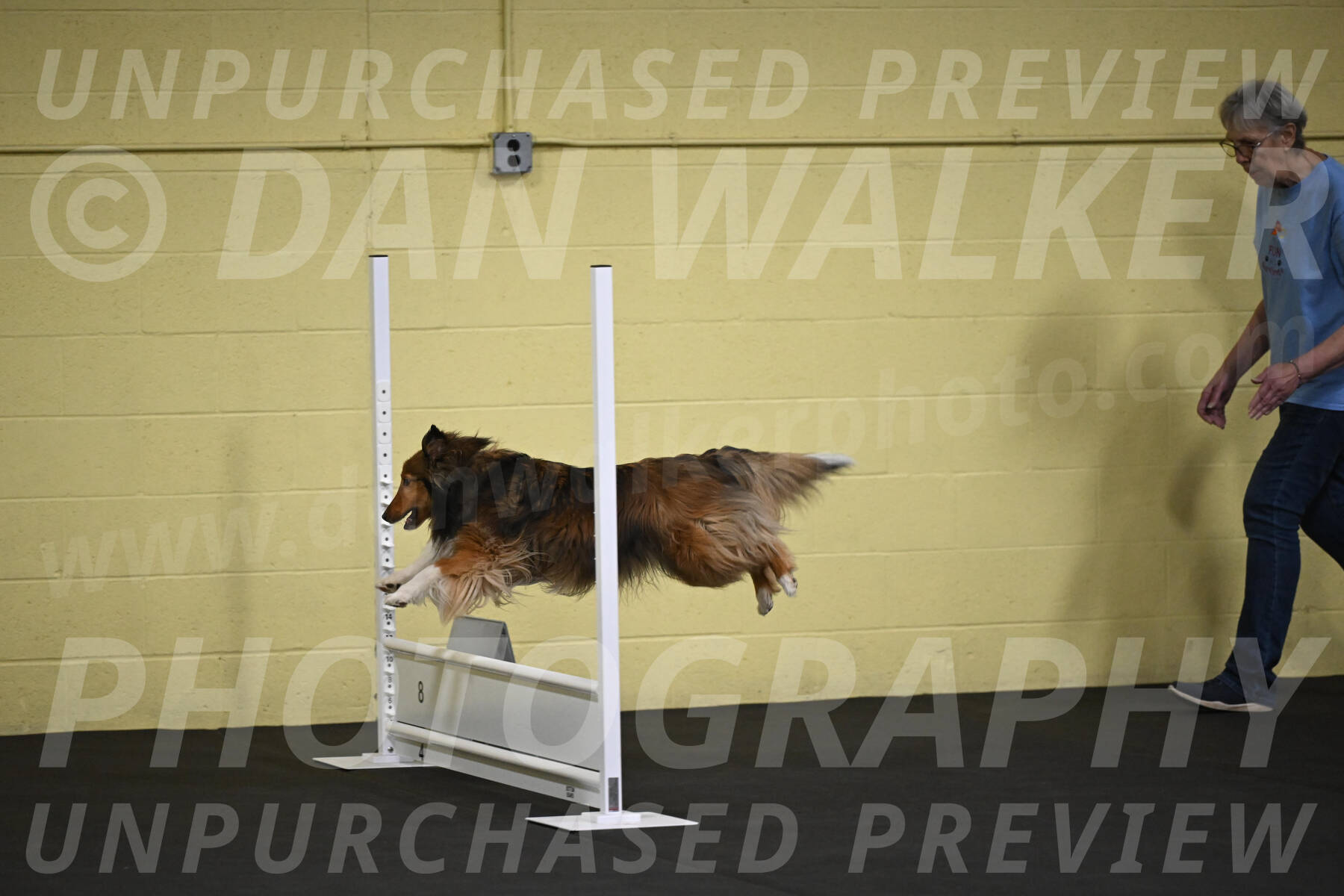 SAT707_0012