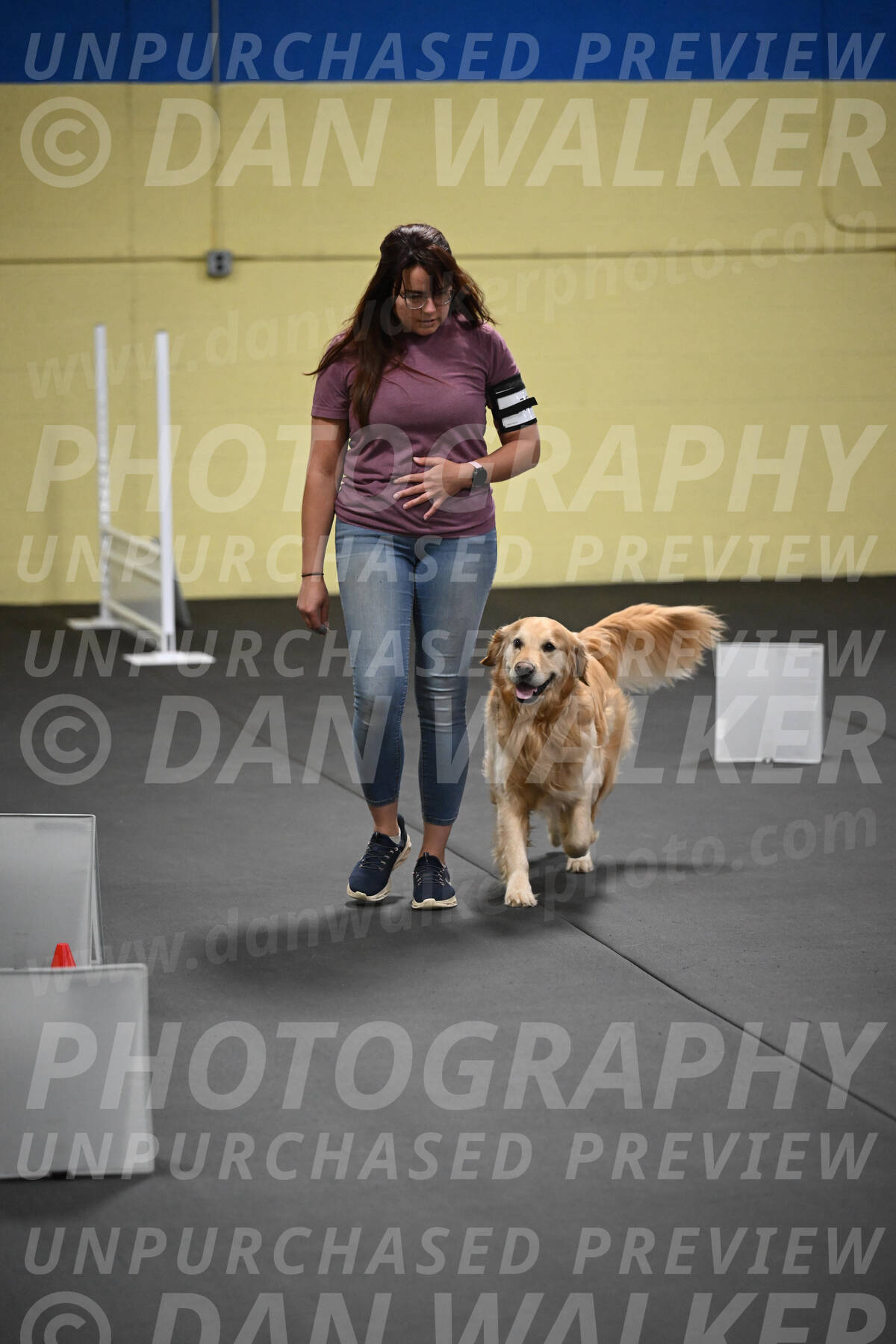SAT721_0085