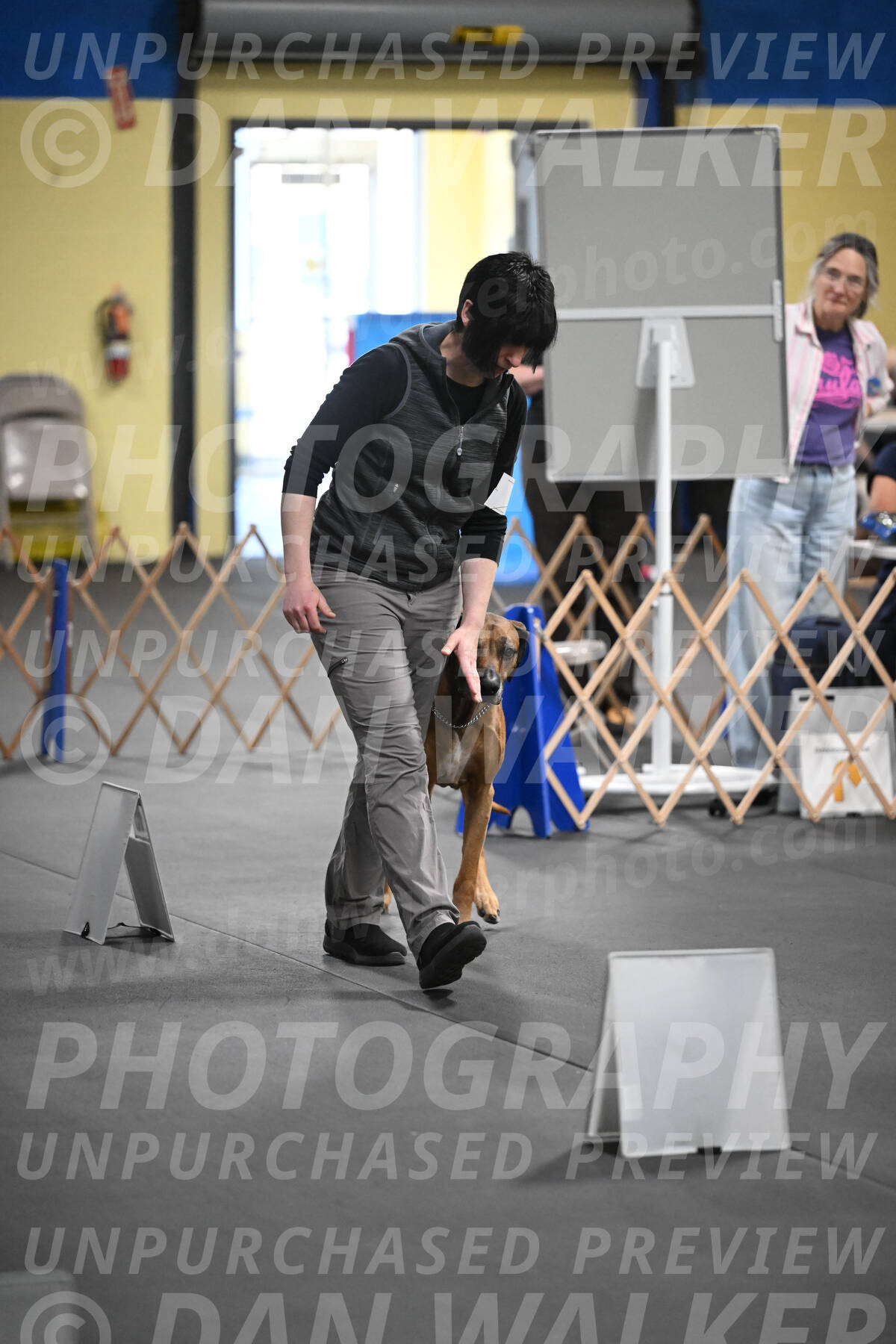 SAT903_0114