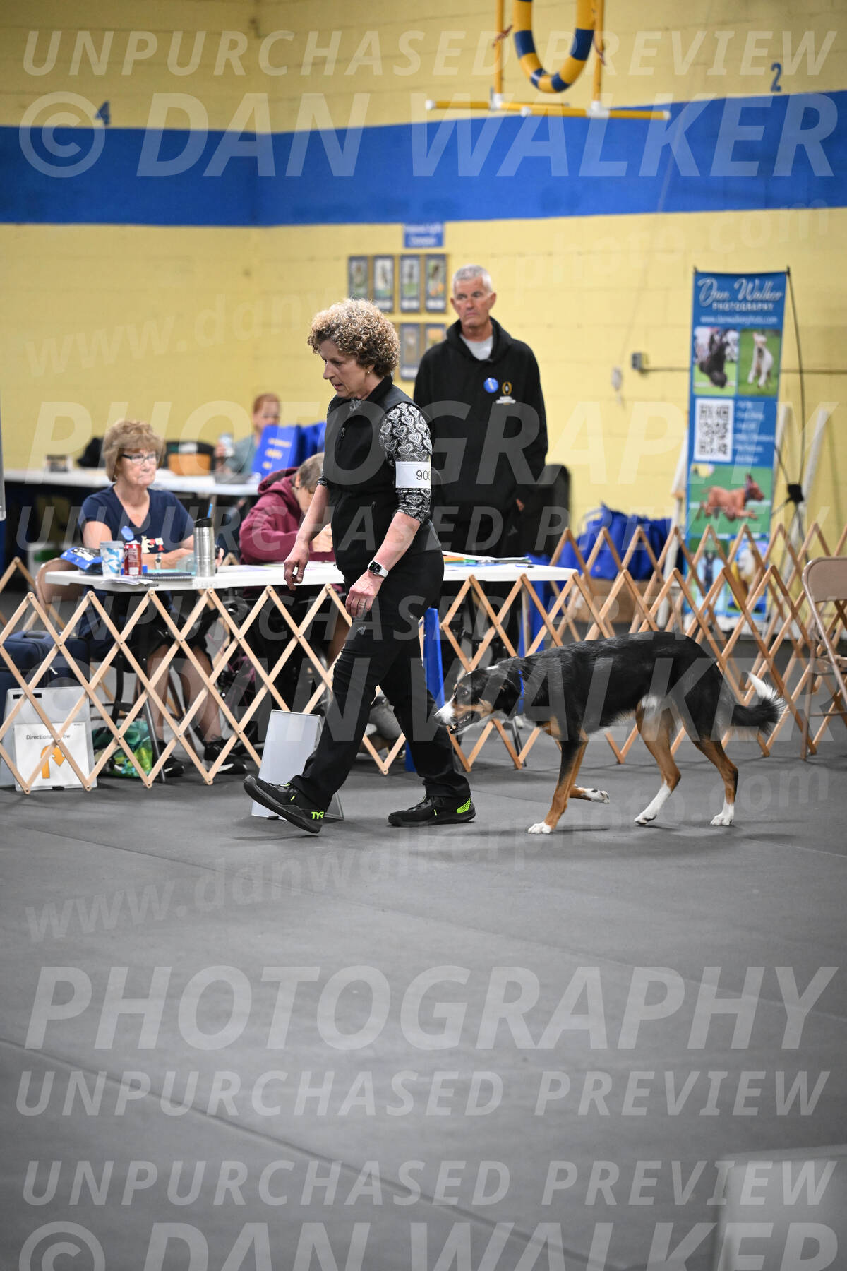 SAT905_0027